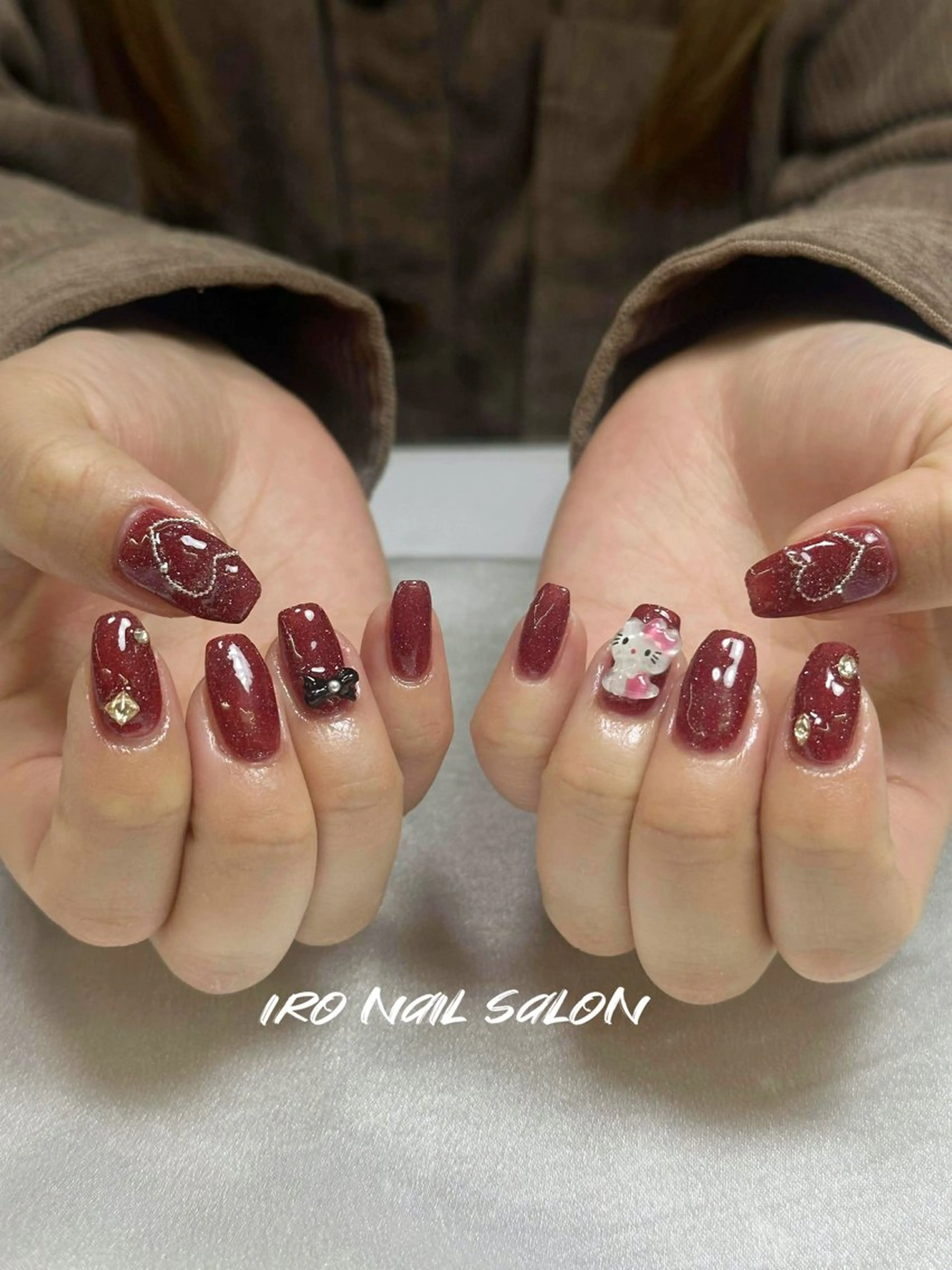 ネイル ハンドネイル IRO Nail Studioのネイルデザイン