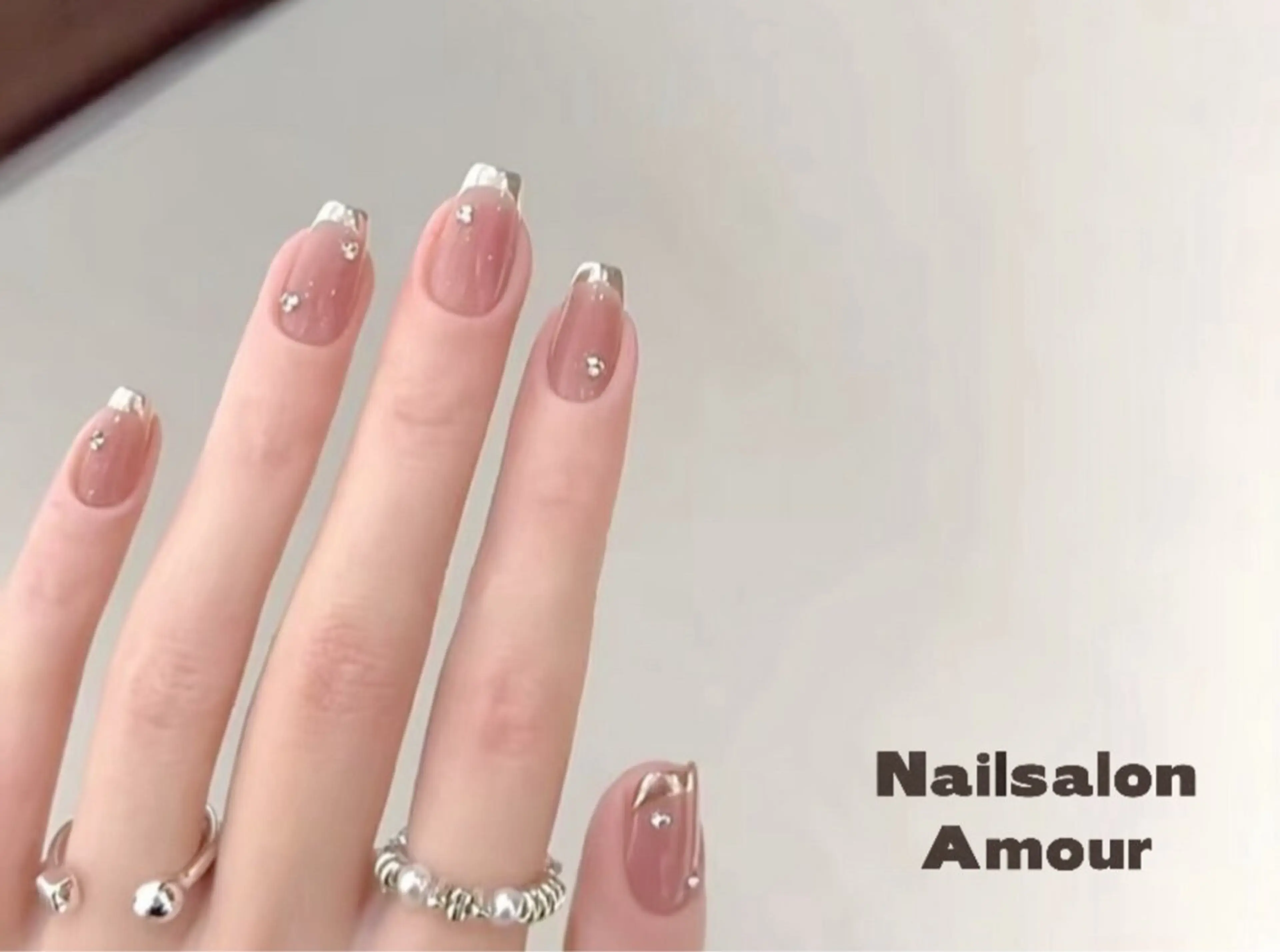 ネイル パラジェル登録店　Nailsalon Amour  上野湯島店所属・🫧 はる🩵のネイルデザイン