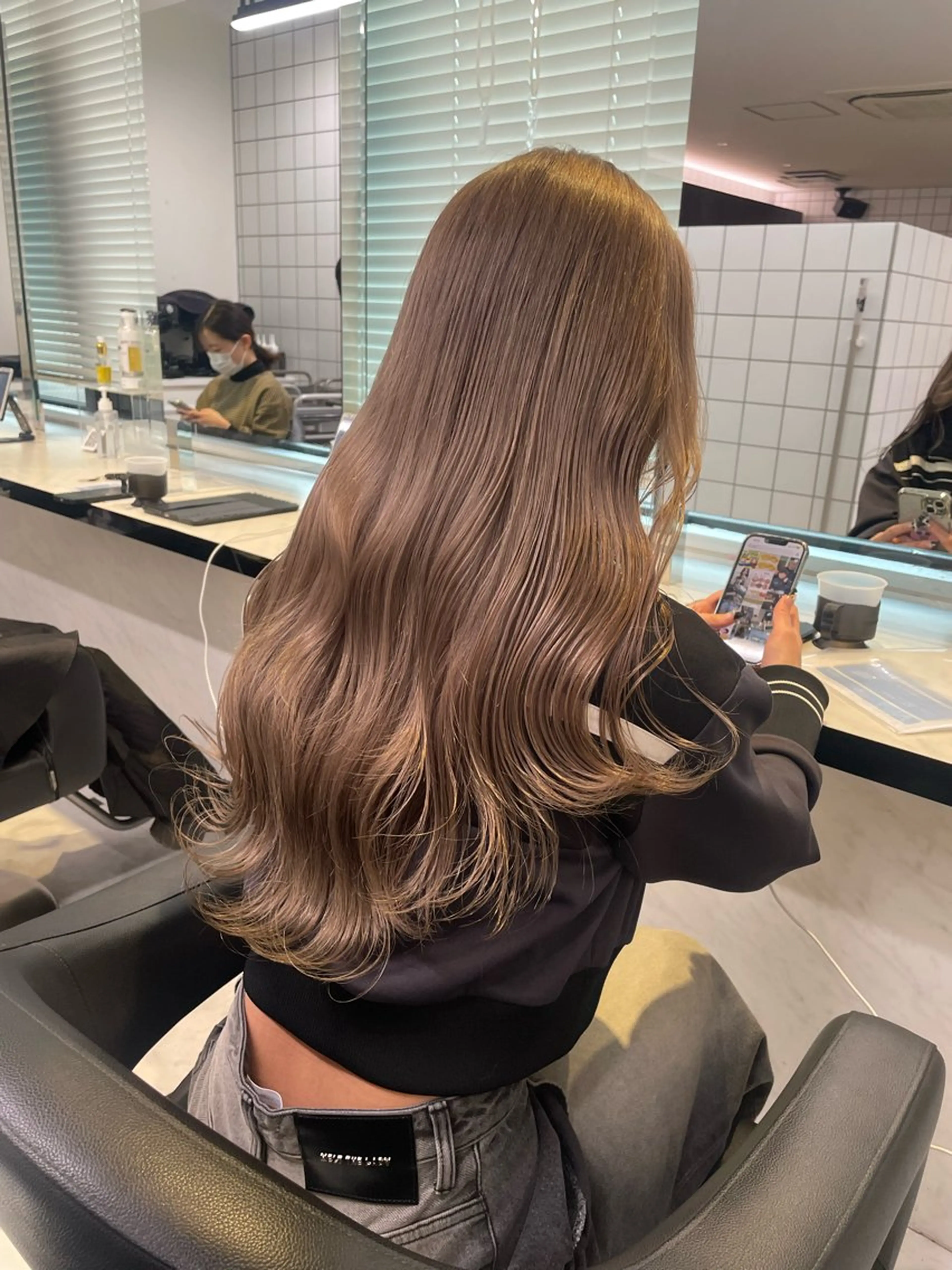 ロング カラー ヘアアレンジ ブリーチ ダブルカラー 髪質改善 トリートメント ヘアカラー ピンク・ベージュ🩰 カラー🫧とらのヘアスタイル