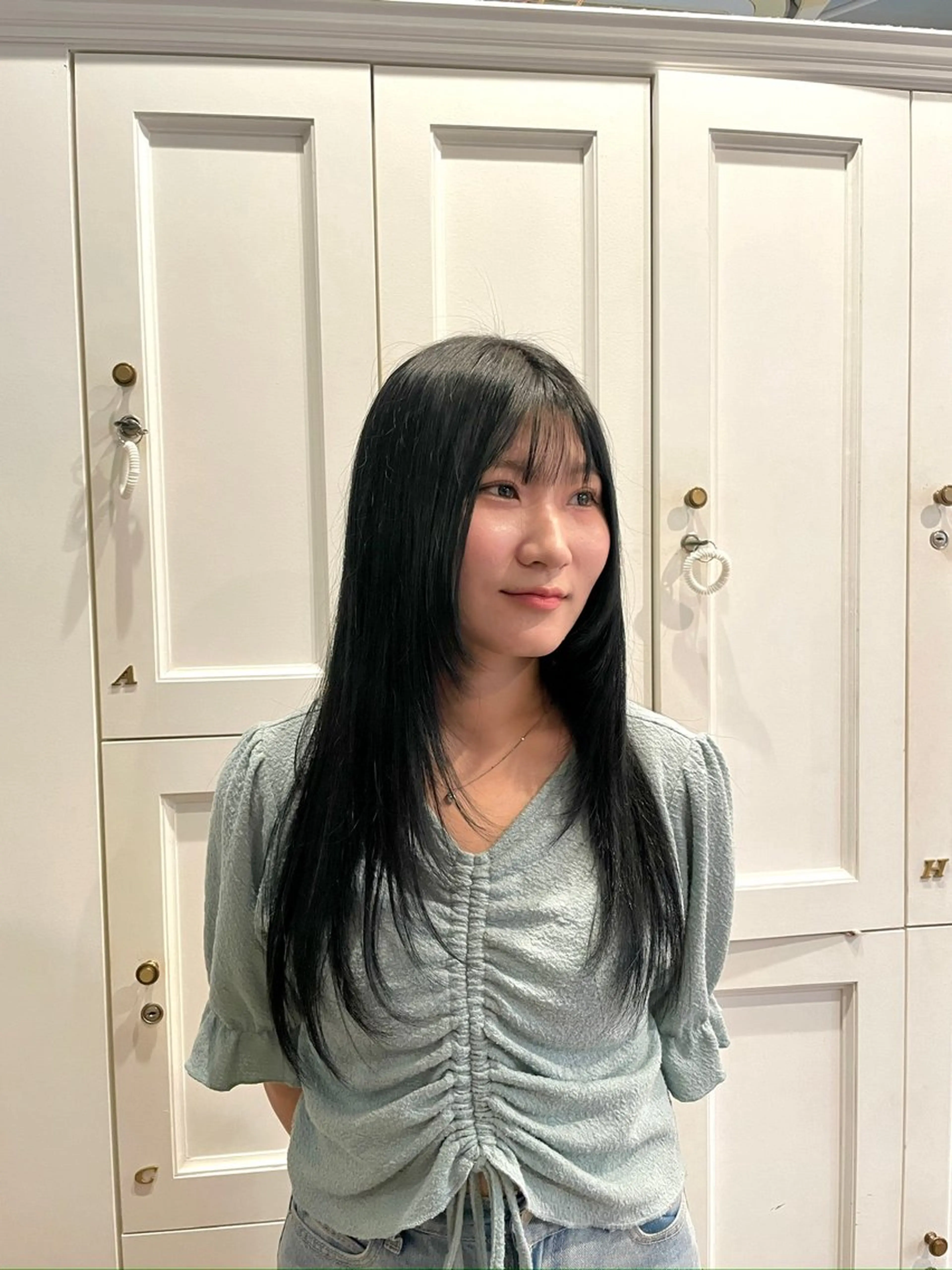 ロング カラー ハイトーンカラー 顔まわりレイヤー レイヤーカット 増田 ルナのヘアスタイル