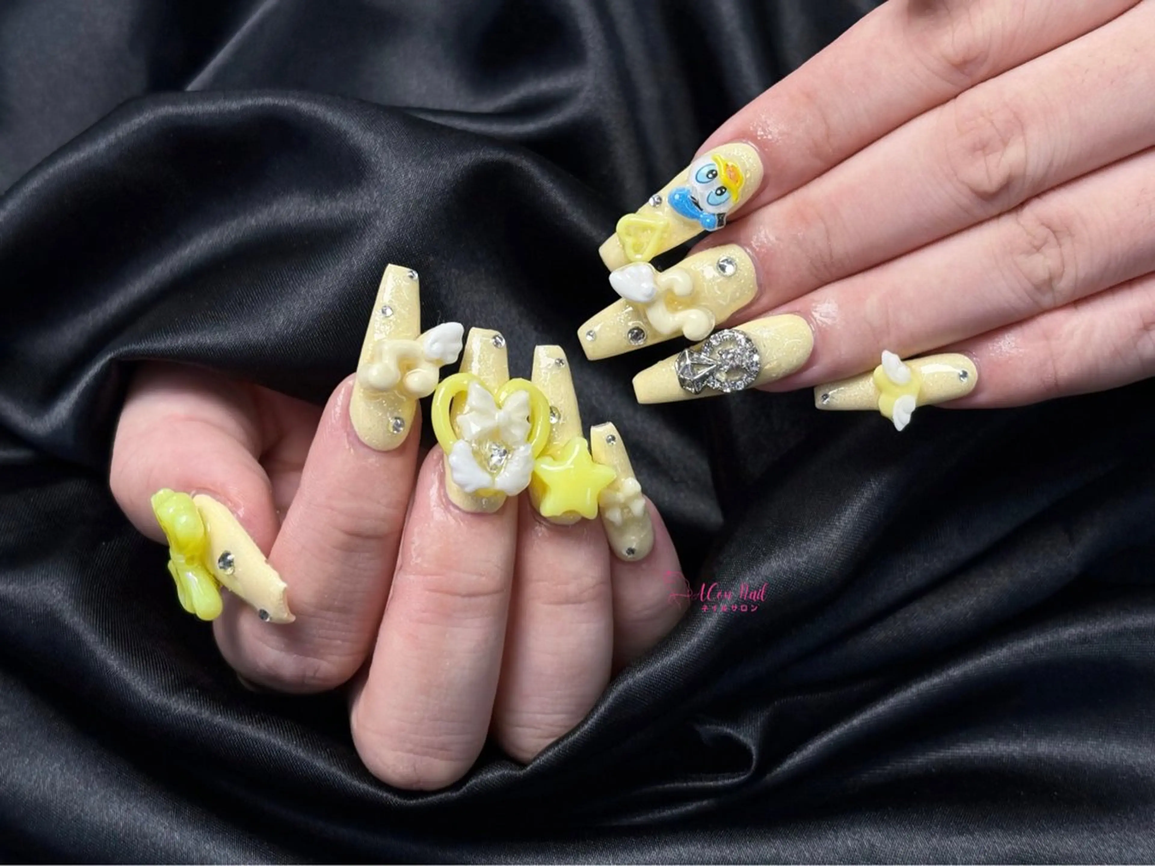 ネイル 桜ネイル 長さ出し フラワーネイル フレンチネイル ジェルネイル ハンドネイル ACon NailSalonのネイルデザイン