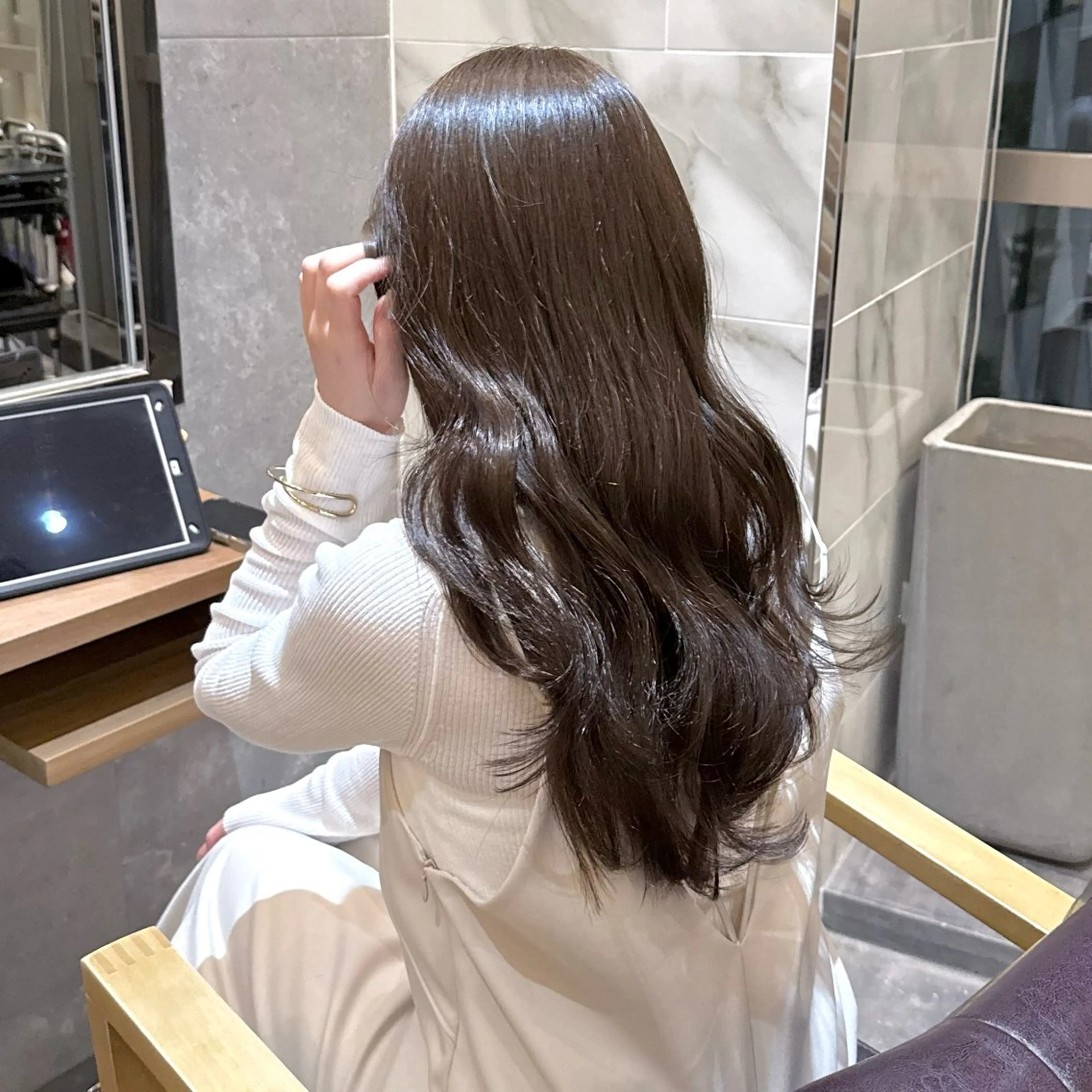 ロング カット ヘアカラー トリートメント レイヤーカット× 髪質改善カラー 片山のヘアスタイル