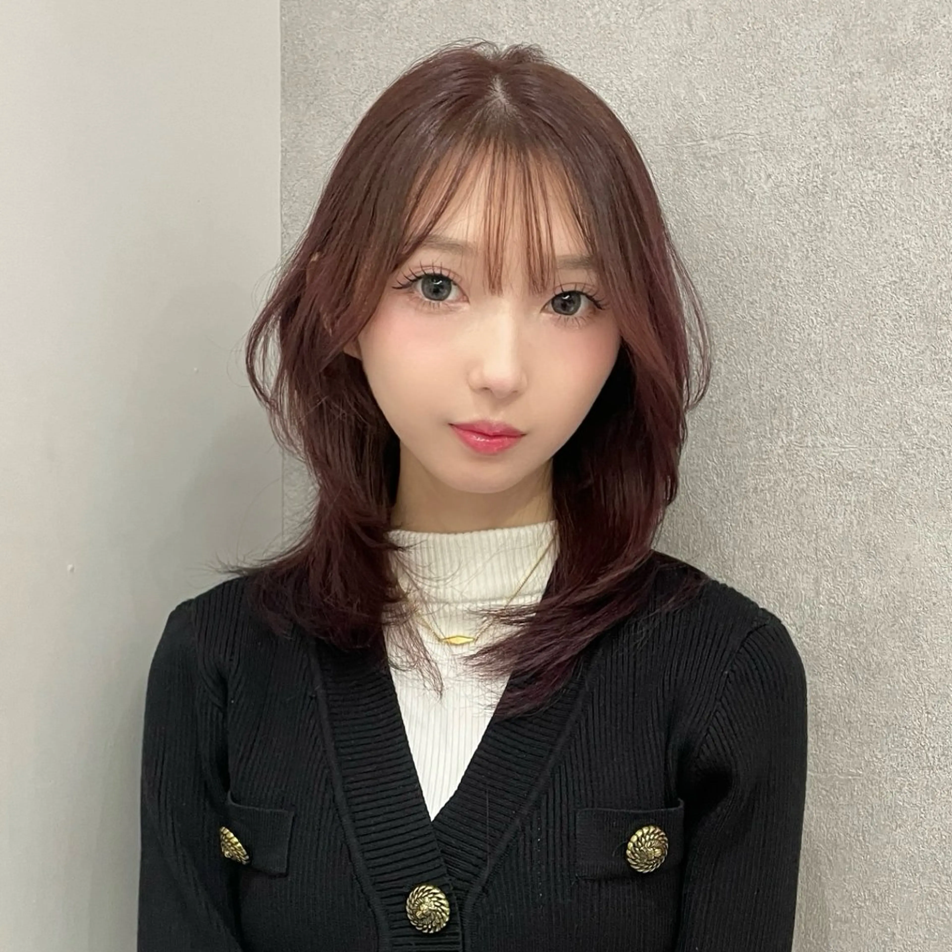 ミディアム カット ヘアカラー トリートメント ヘッドスパ ヘアセット ハッシュカット🖤✨ 顔周り/韓国ヘアのヘアスタイル