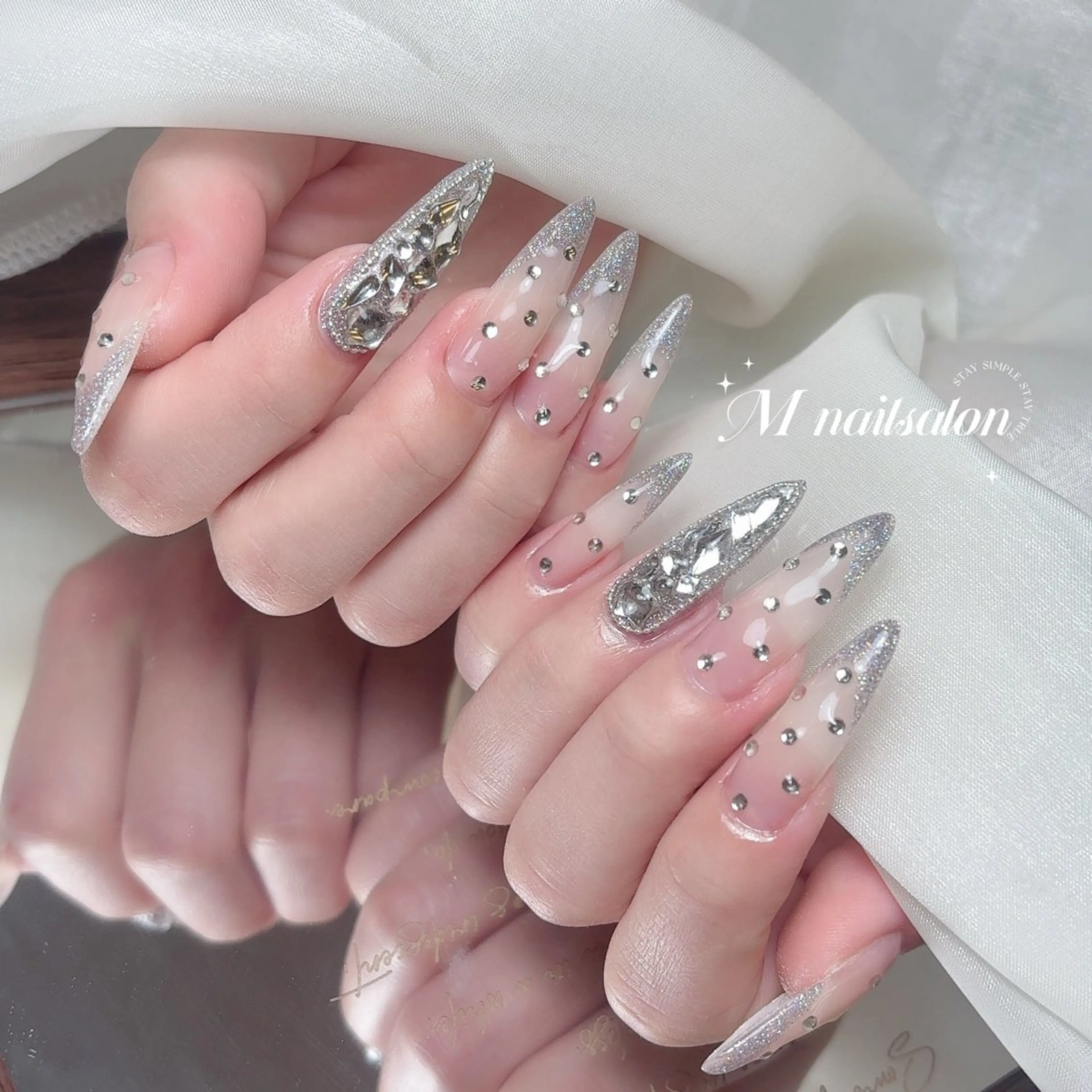 ネイル ハンドネイル M🌷nail 長さだし専門店のネイルデザイン