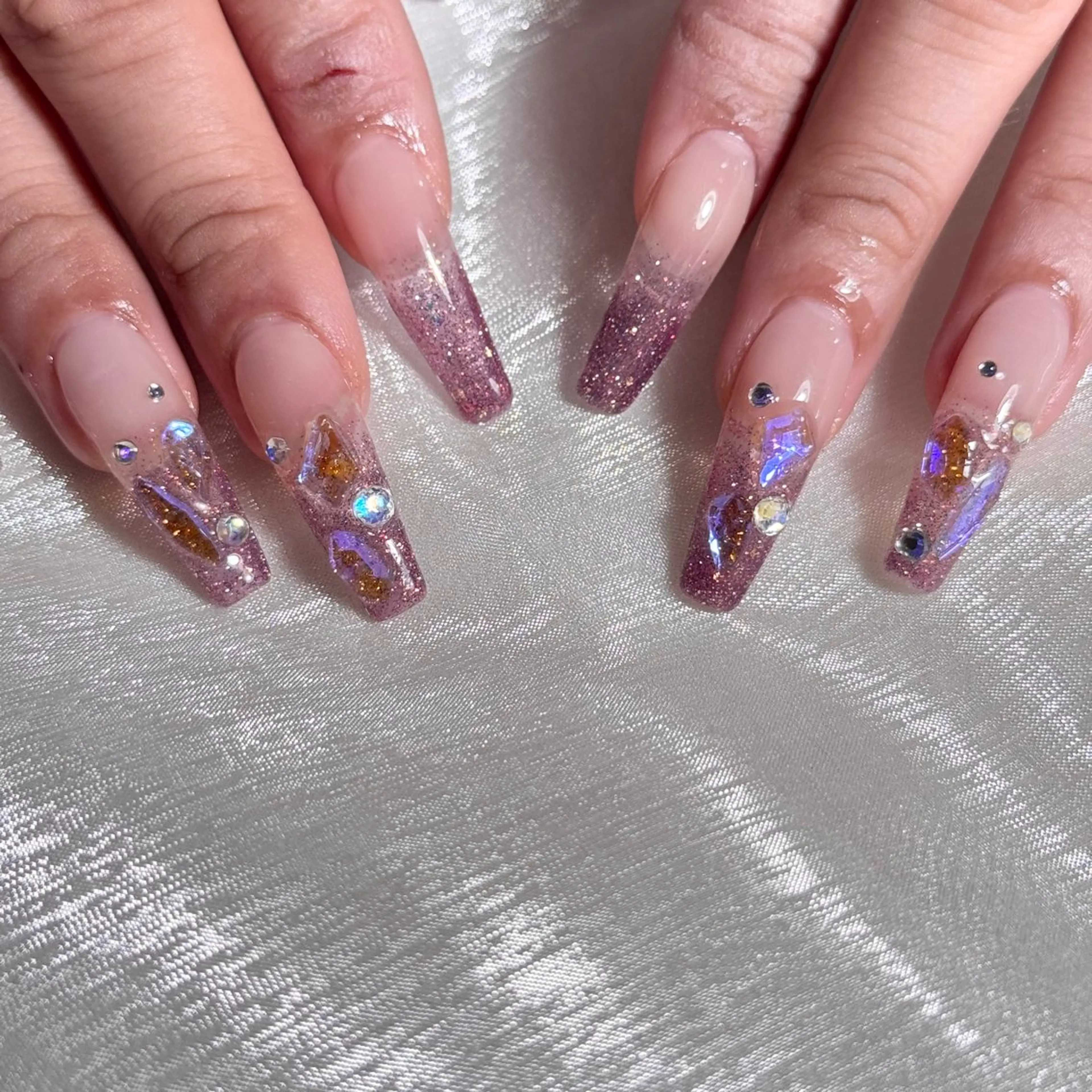 ネイル ロングネイル スーパーロングネイル salon Hush Hushのネイルデザイン