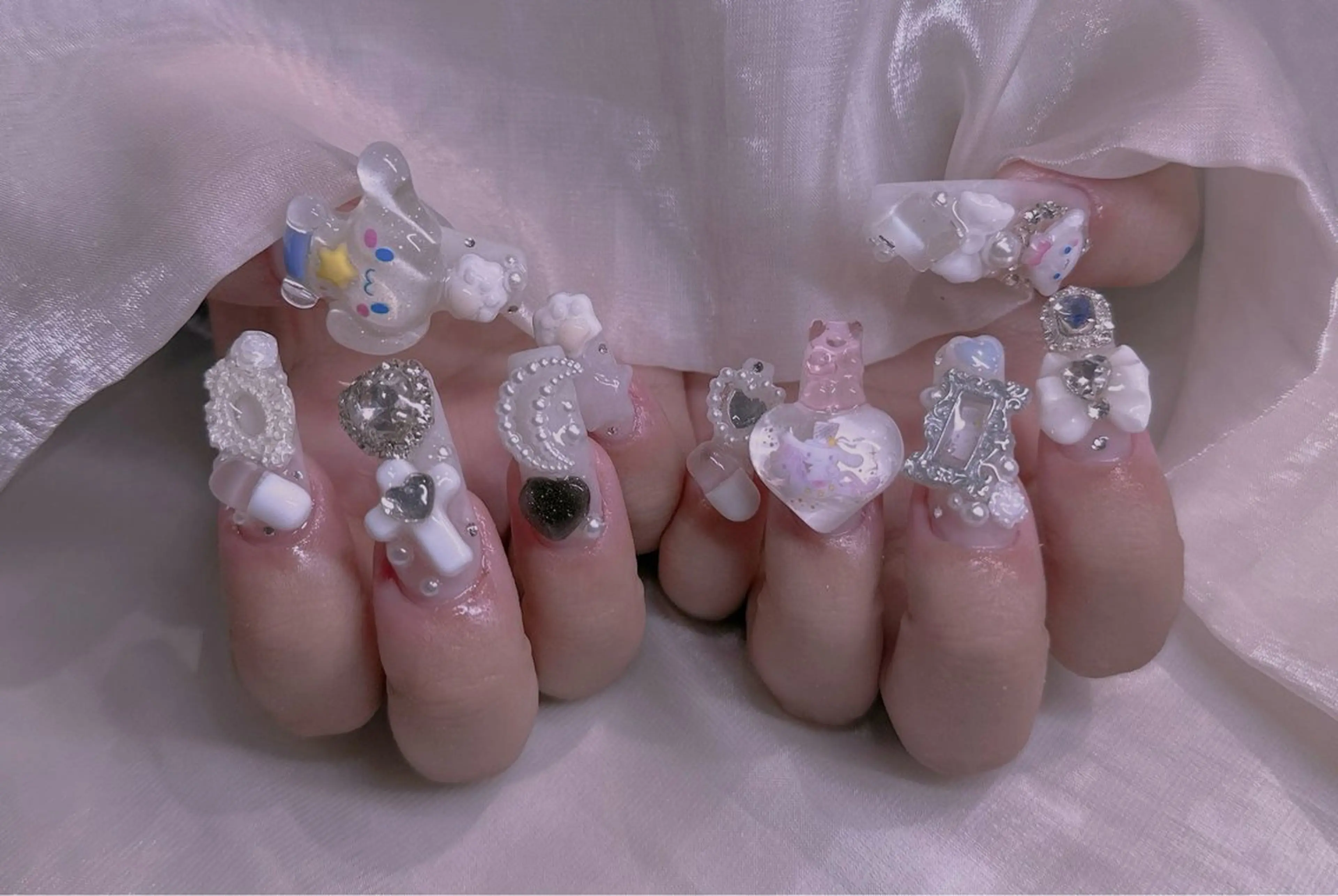 ネイル ハンドネイル リン リンのネイルデザイン