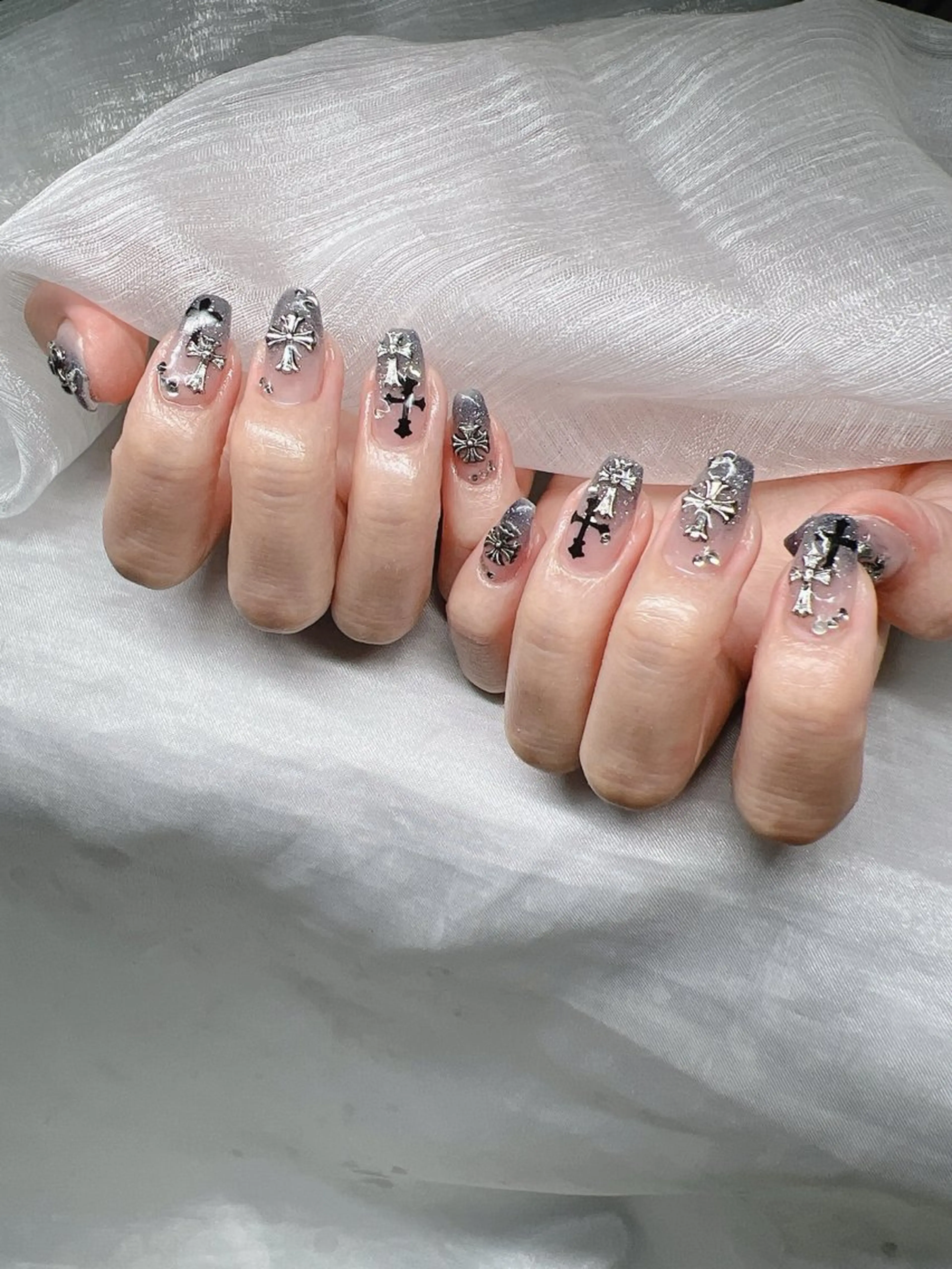 ネイル ハンドネイル Lee Nailsのネイルデザイン