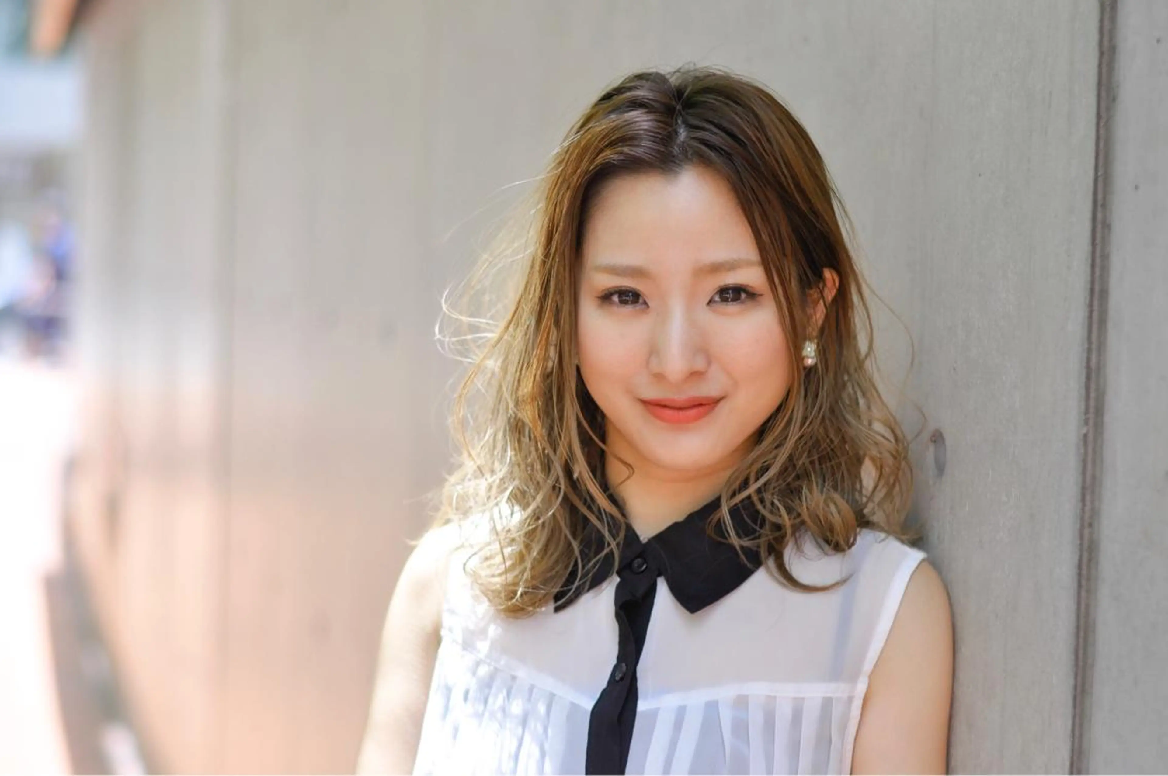 ミディアム カラー ブリーチ ケアブリーチ グラデーションカラー ハイライトカラー ハイライト 中田 敏明のヘアスタイル