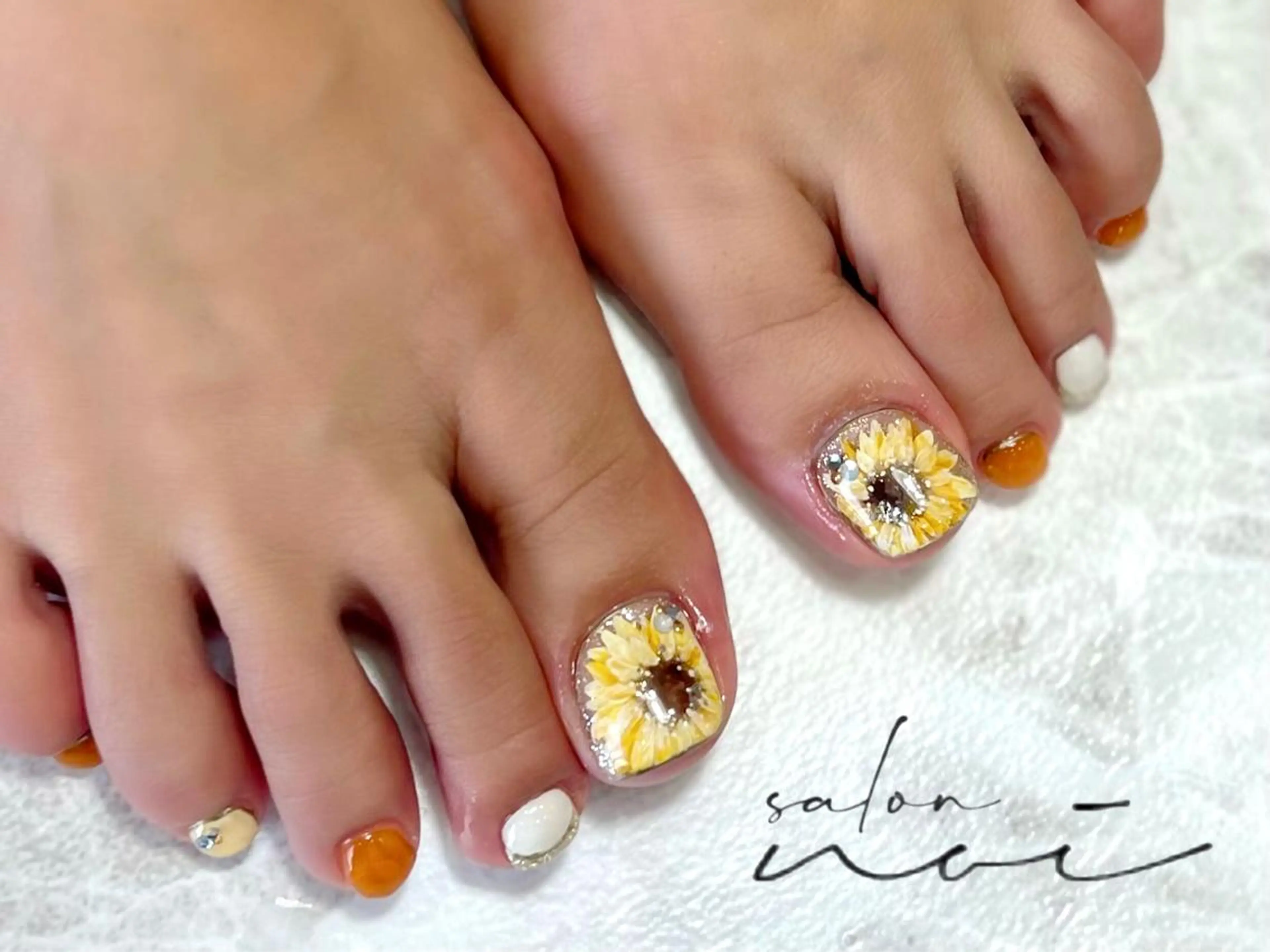ネイル フットネイル salon noiのネイルデザイン