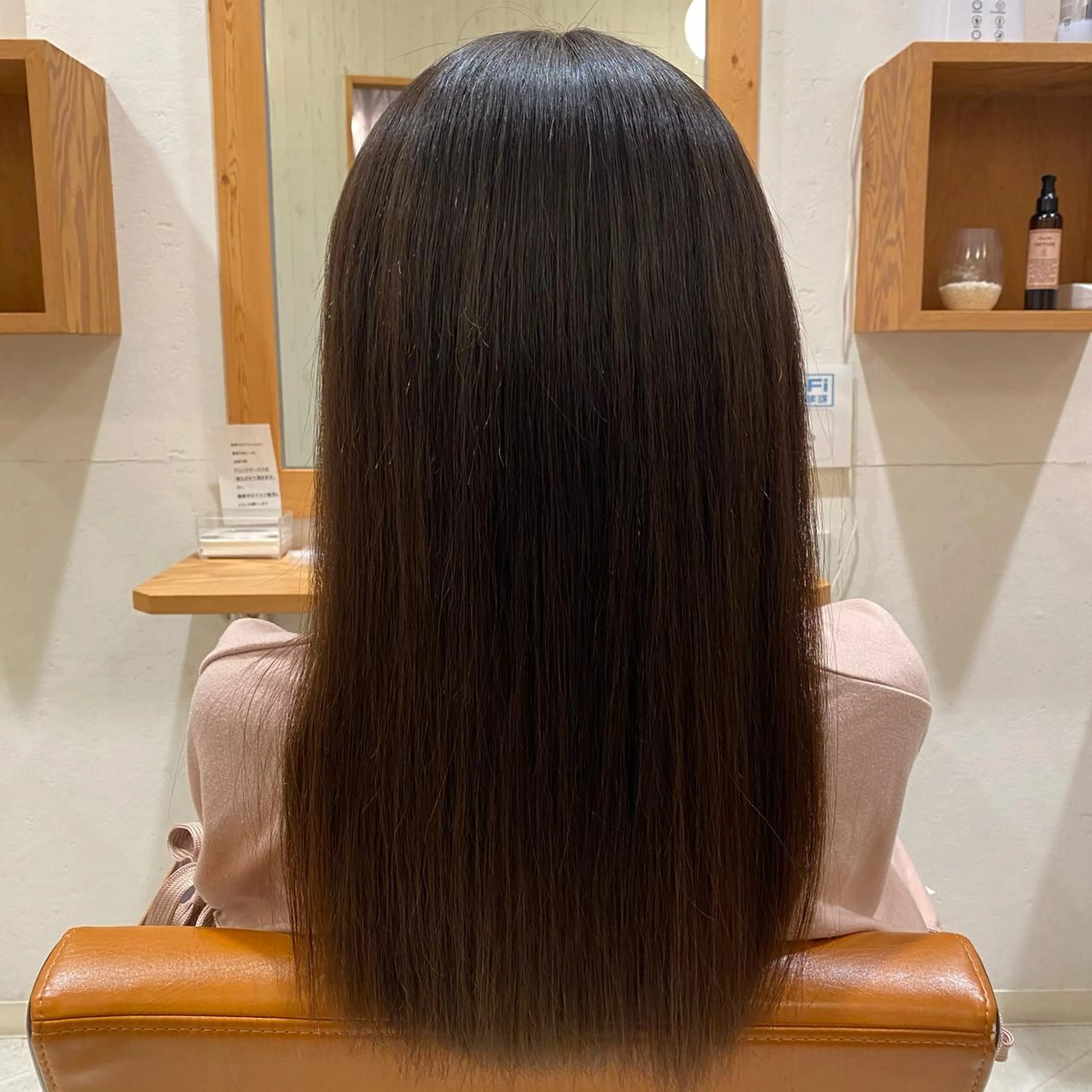 ロング カット 縮毛矯正 トリートメント 猪股 華乃のヘアスタイル