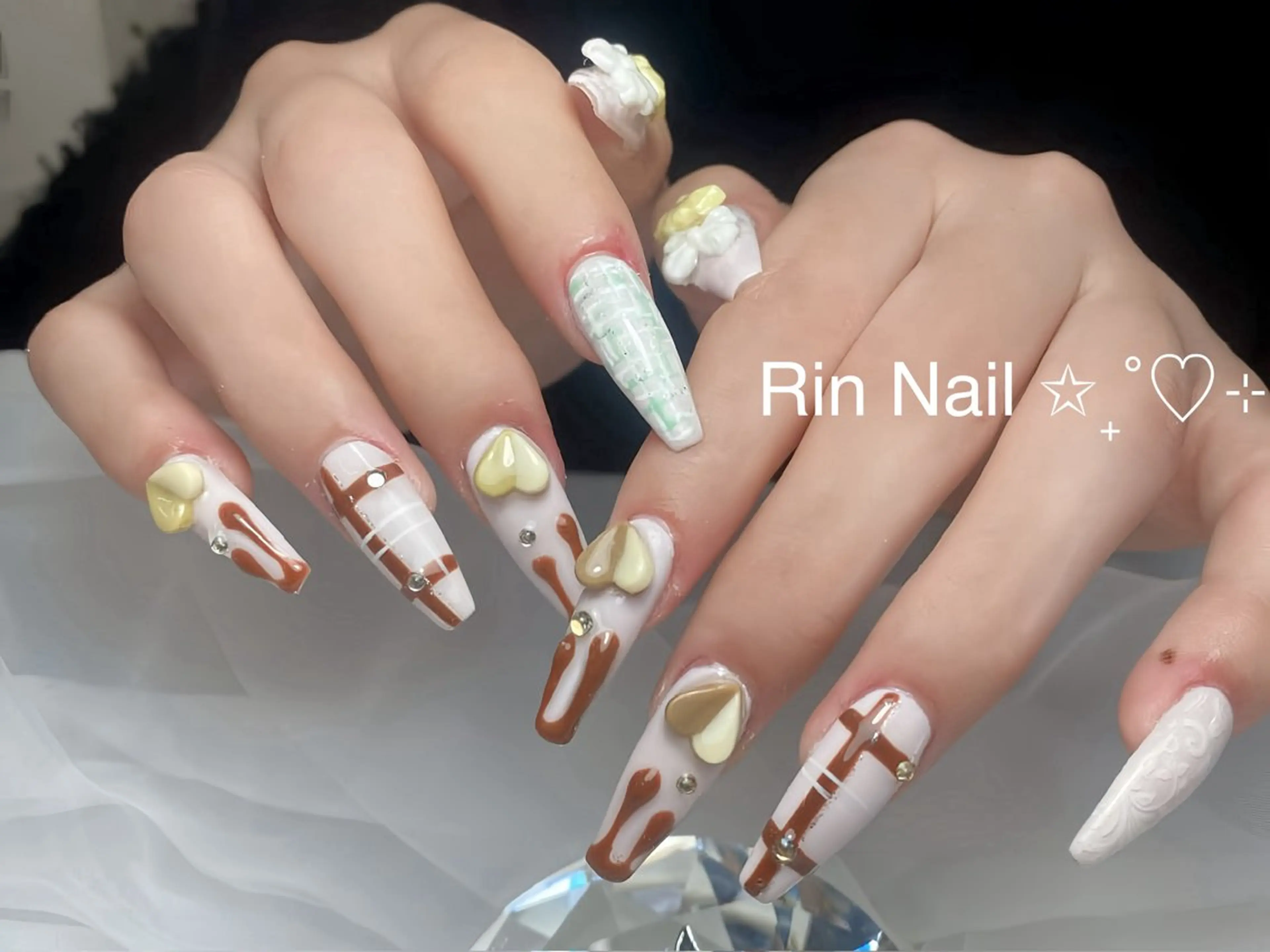 ネイル アートネイル ロングネイル ニュアンスネイル スカルプネイル ネイルチップ ハンドネイル Rin Nail 新大久保店のネイルデザイン