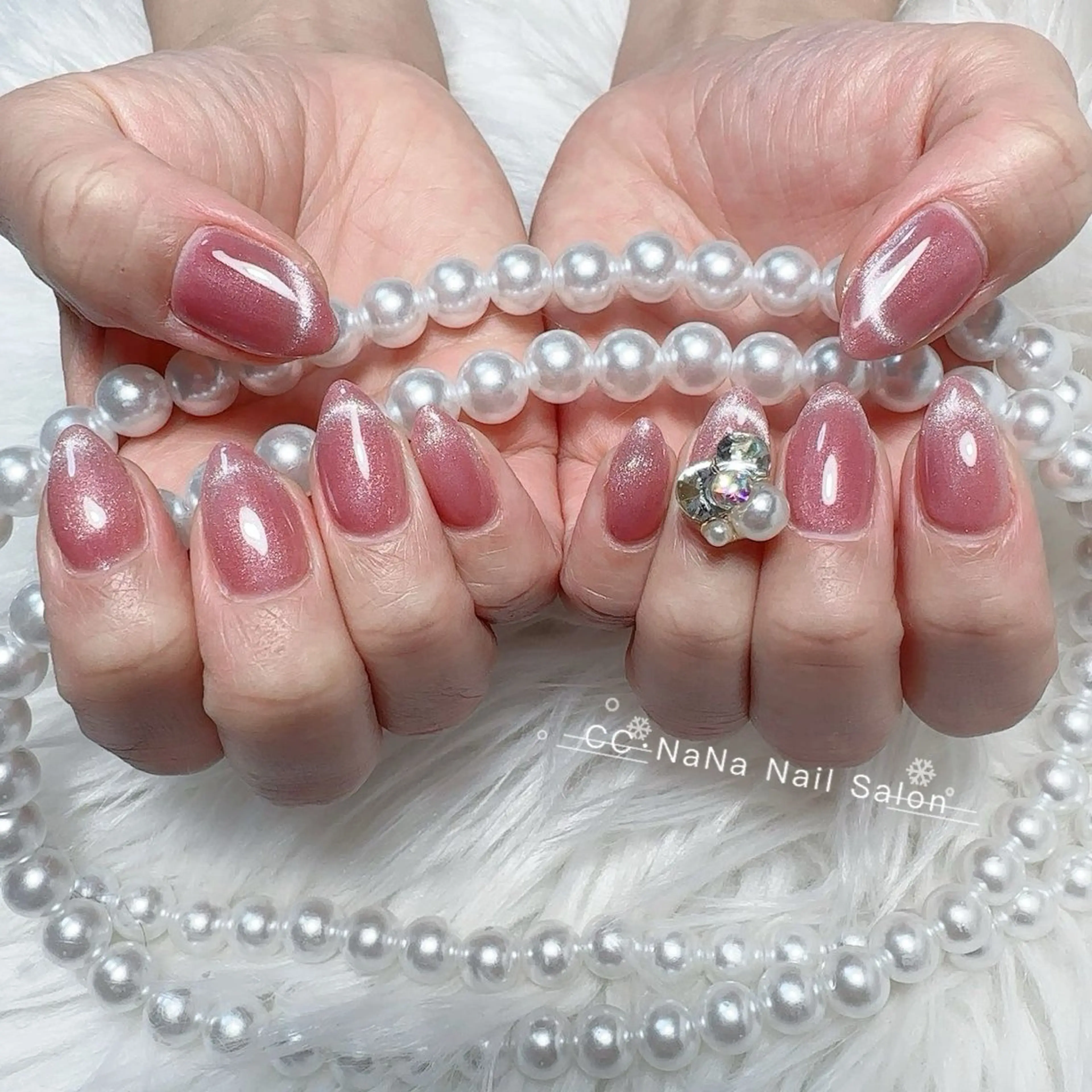 ネイル チークネイル フラッシュネイル ハート キラキラネイル 韓国ネイル ハンドネイル 💎CC・NaNa 韓国風ネイル🌙Cのネイルデザイン