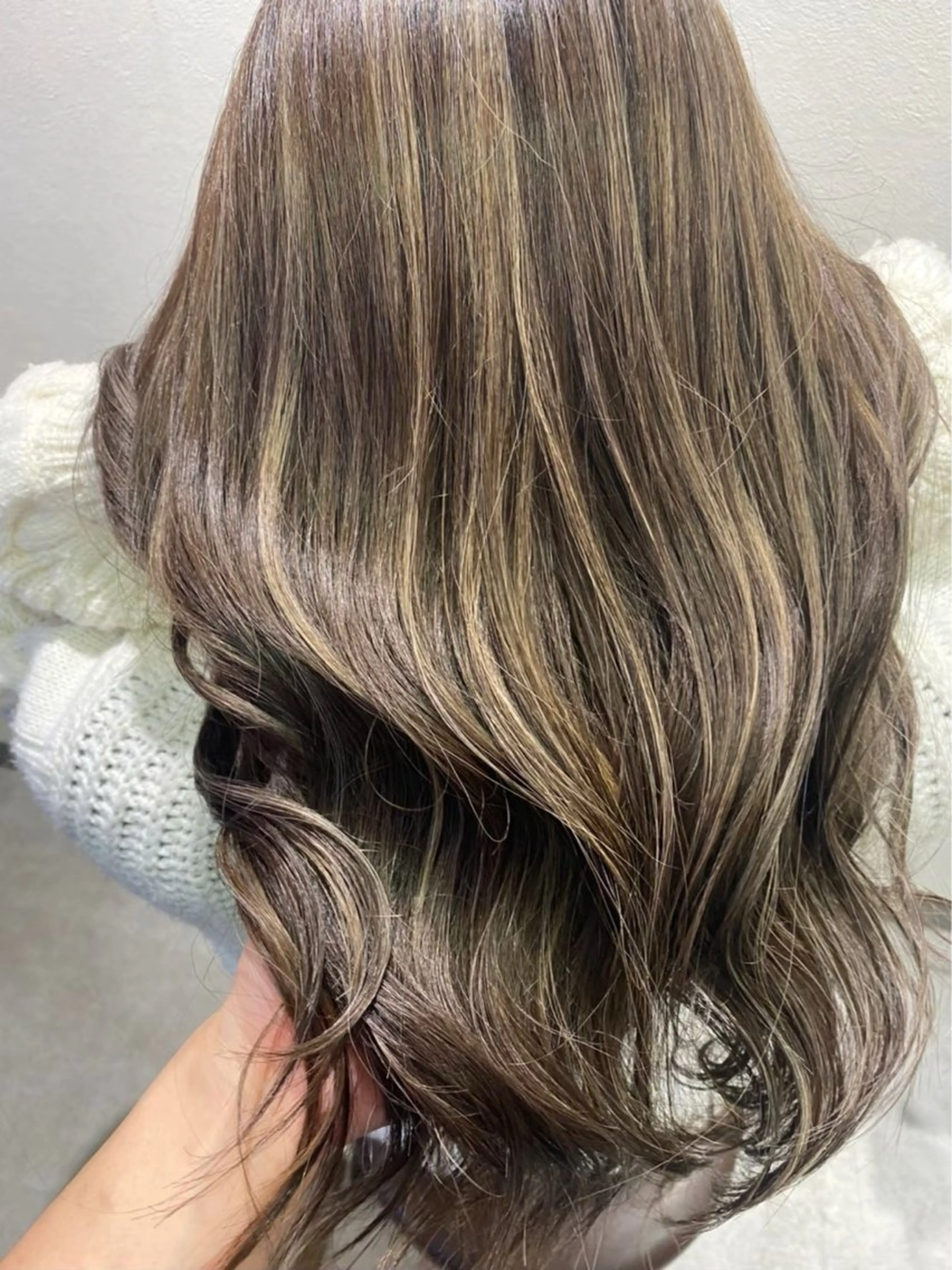 ロング カラー ハイライトカラー ハイライト 髪質改善 縮毛矯正 トリートメント 髪質改善アンジュール ひかりのヘアスタイル