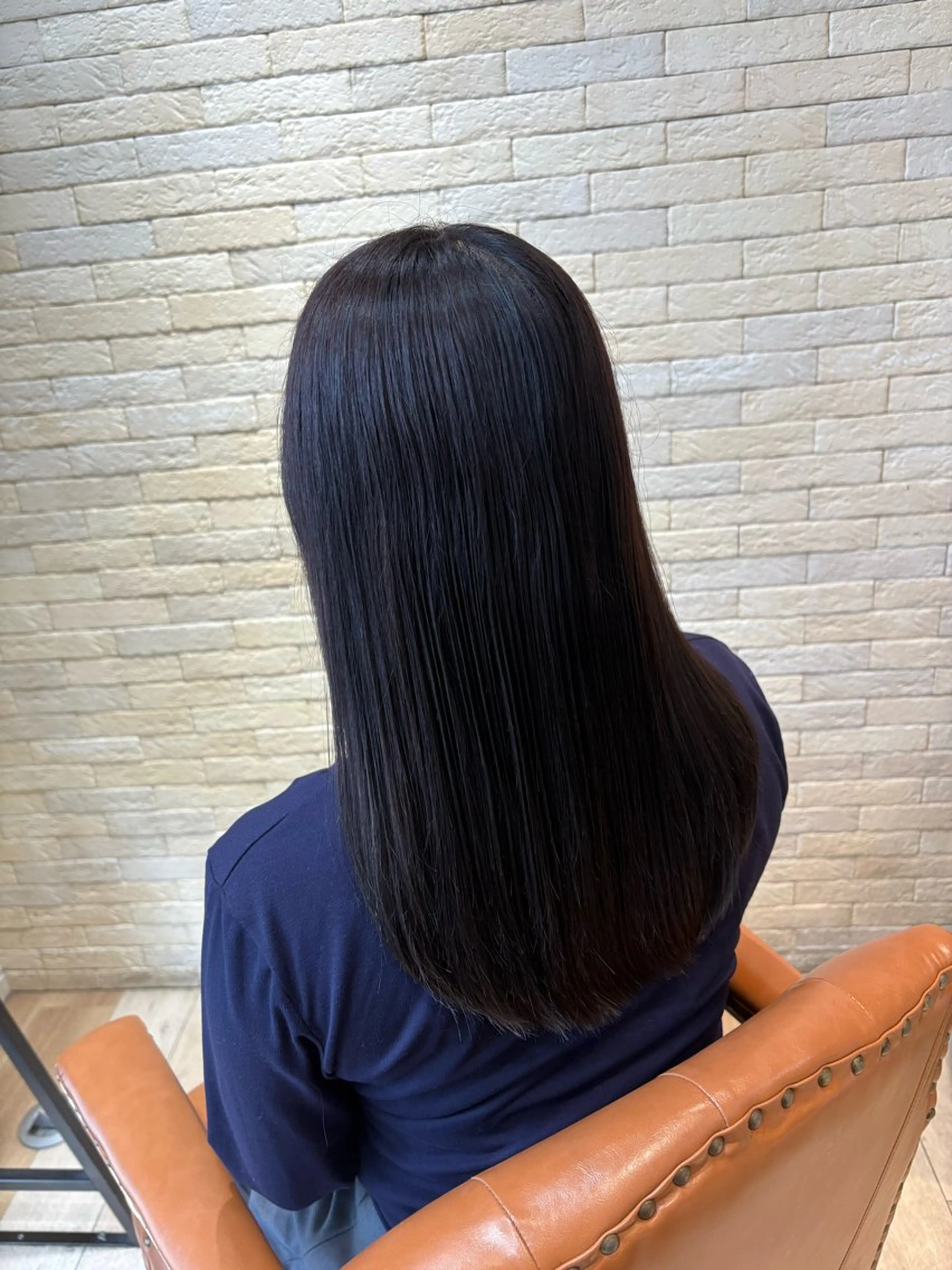 カラー ヘアカラー トリートメント しおり🍬 KOKORO🤍のヘアスタイル