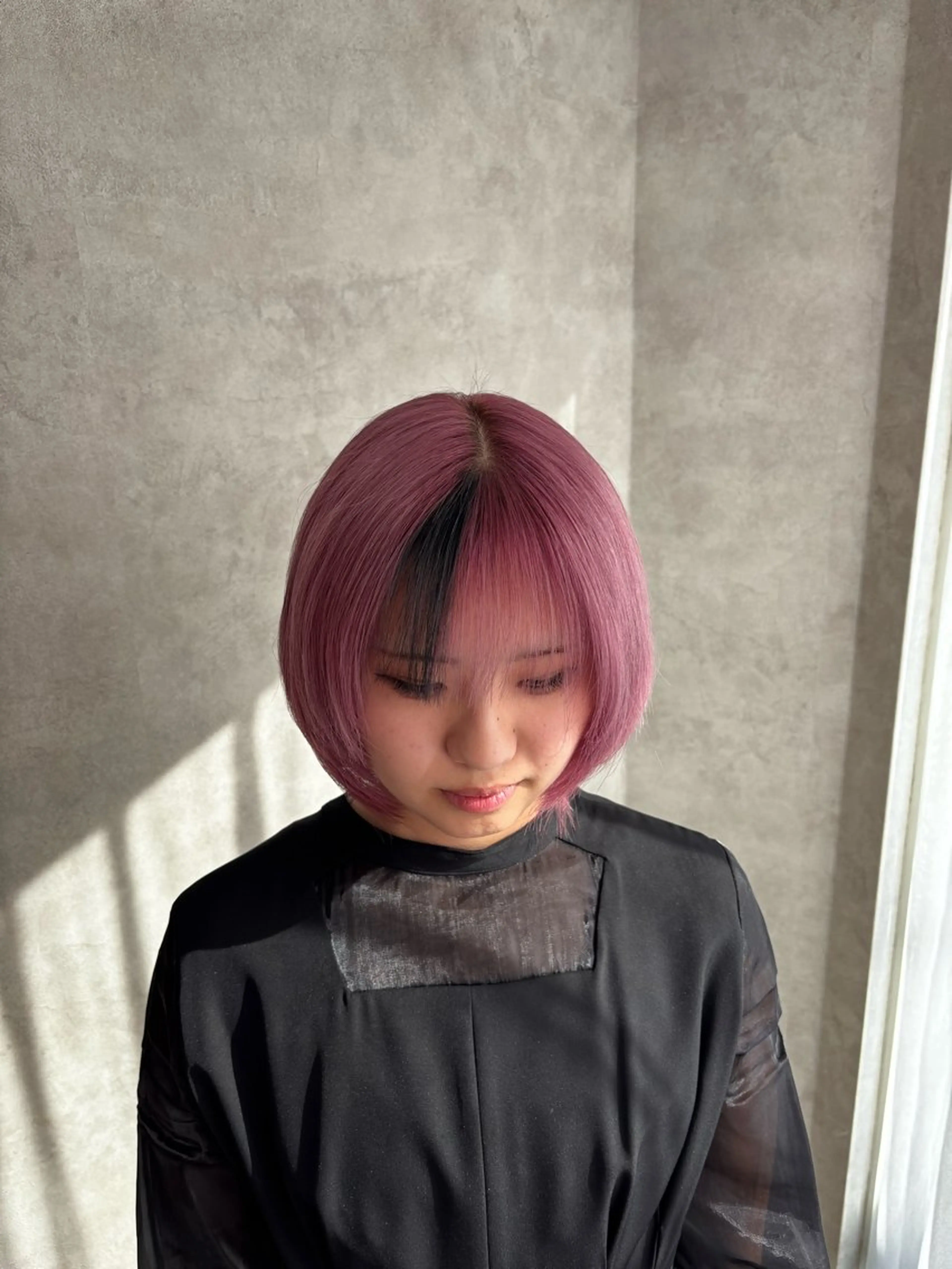 ショート カラー ダブルカラー ヘアカラー トリートメント 艶髪/縮毛矯正 /hikaruのヘアスタイル