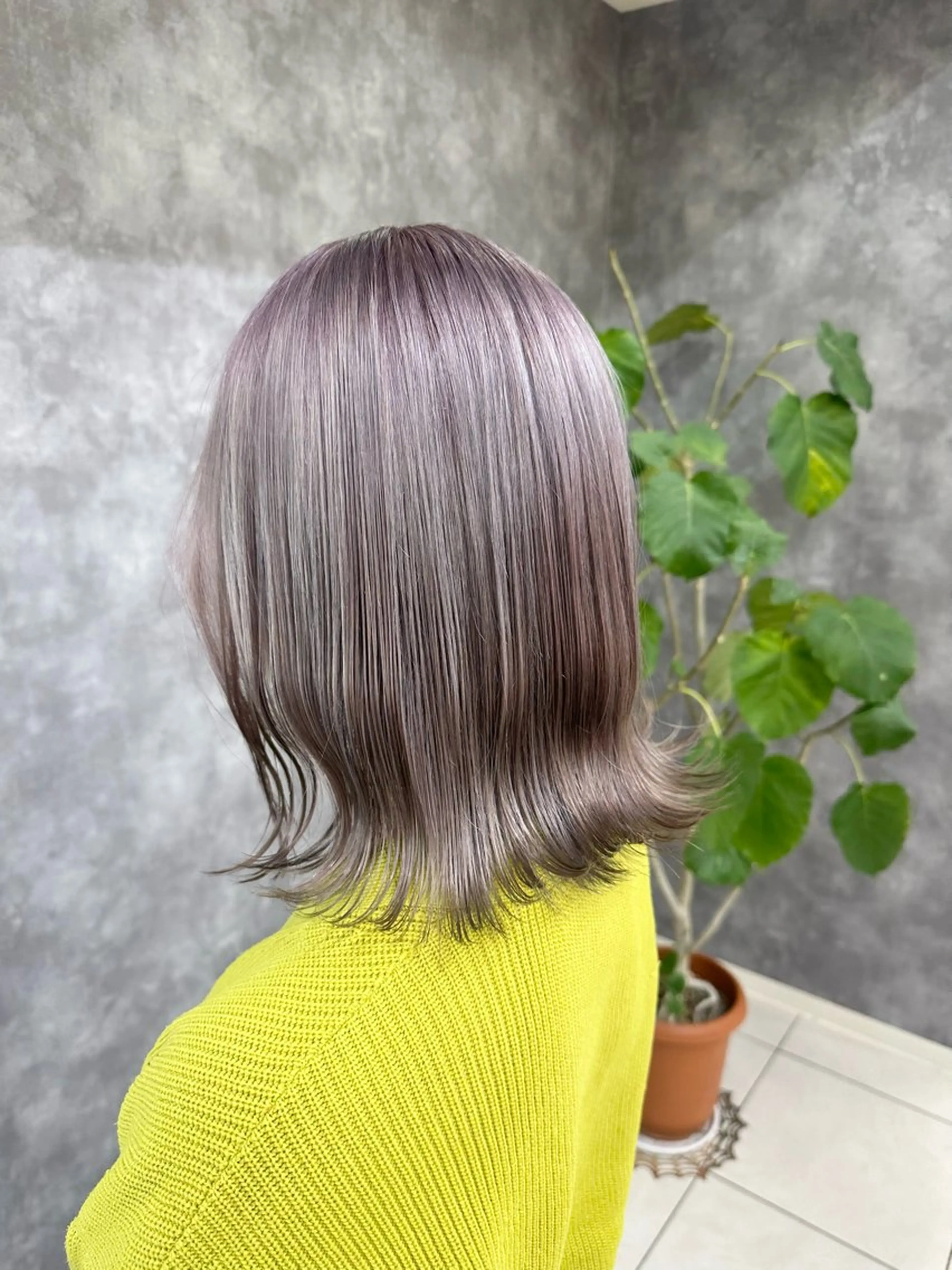 ミディアム カット ヘアカラー トリートメント SHUN/ブリーチ/ カラー/臼井/佐倉のヘアスタイル