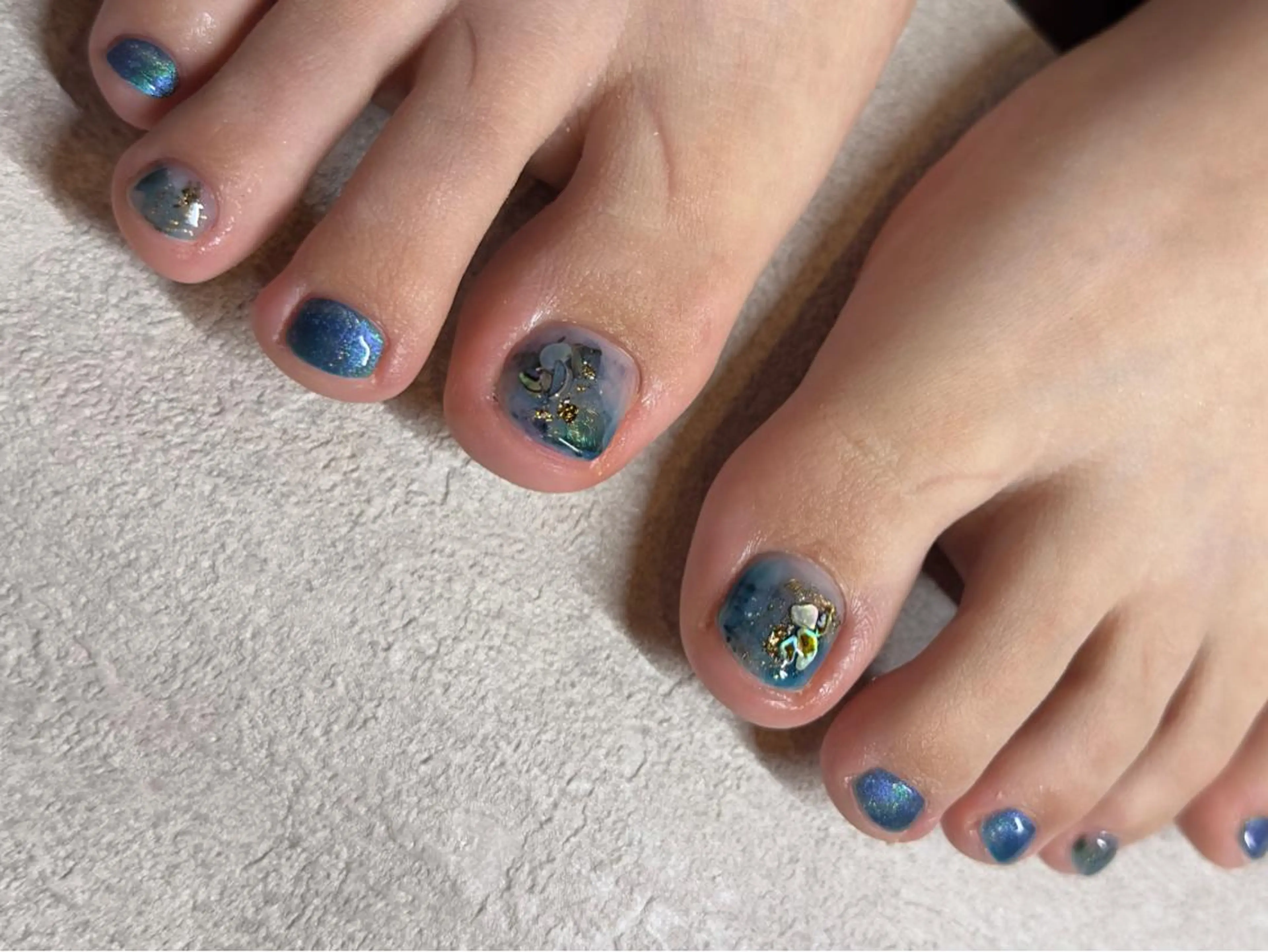 ネイル アートネイル フットネイル ジェルネイル キラキラネイル マグネットネイル フットネイル 小河 仁美のネイルデザイン