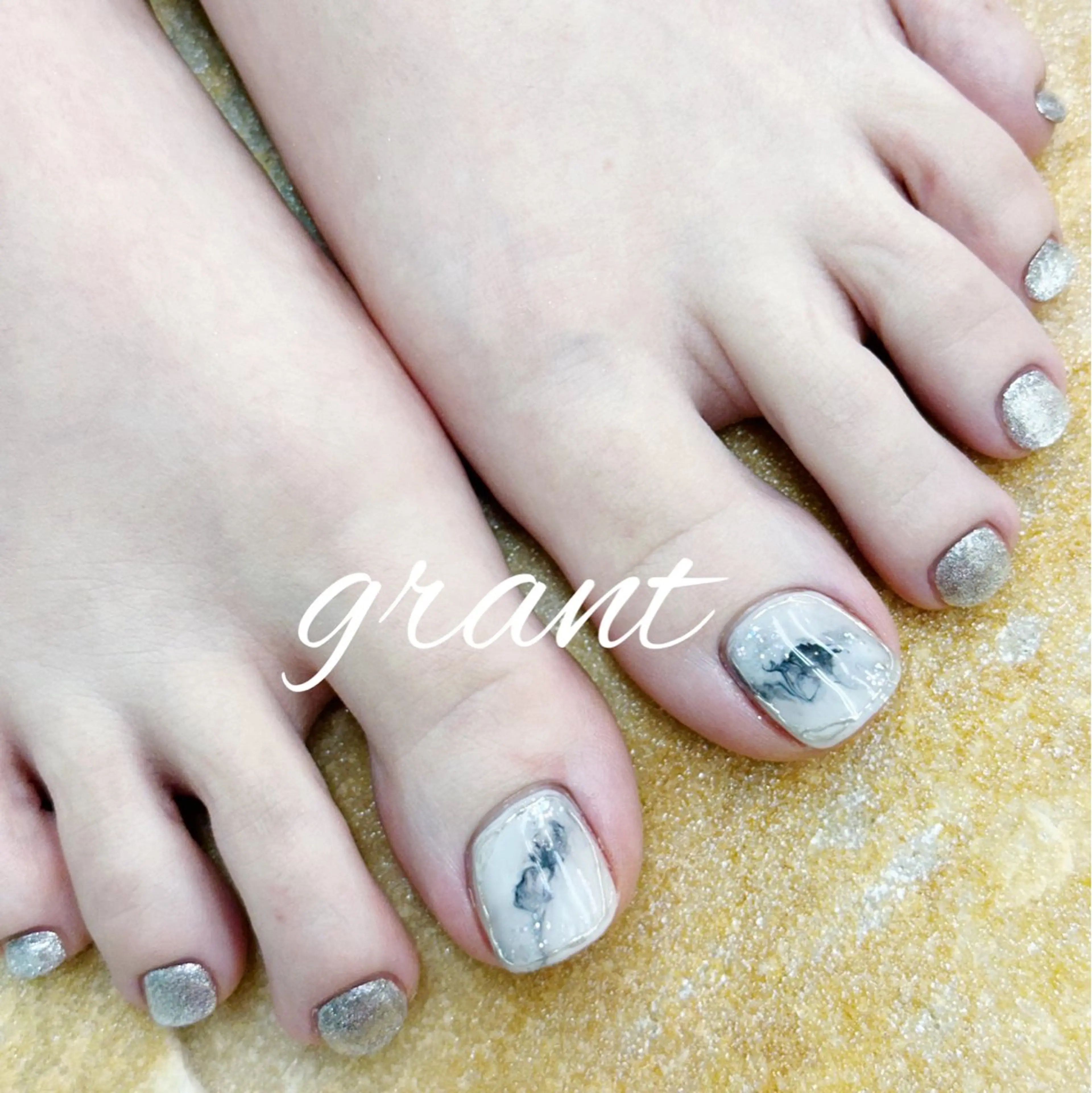 ネイル フットネイル ニュアンスネイル 夏ネイル フットネイル nailsalon grantのネイルデザイン
