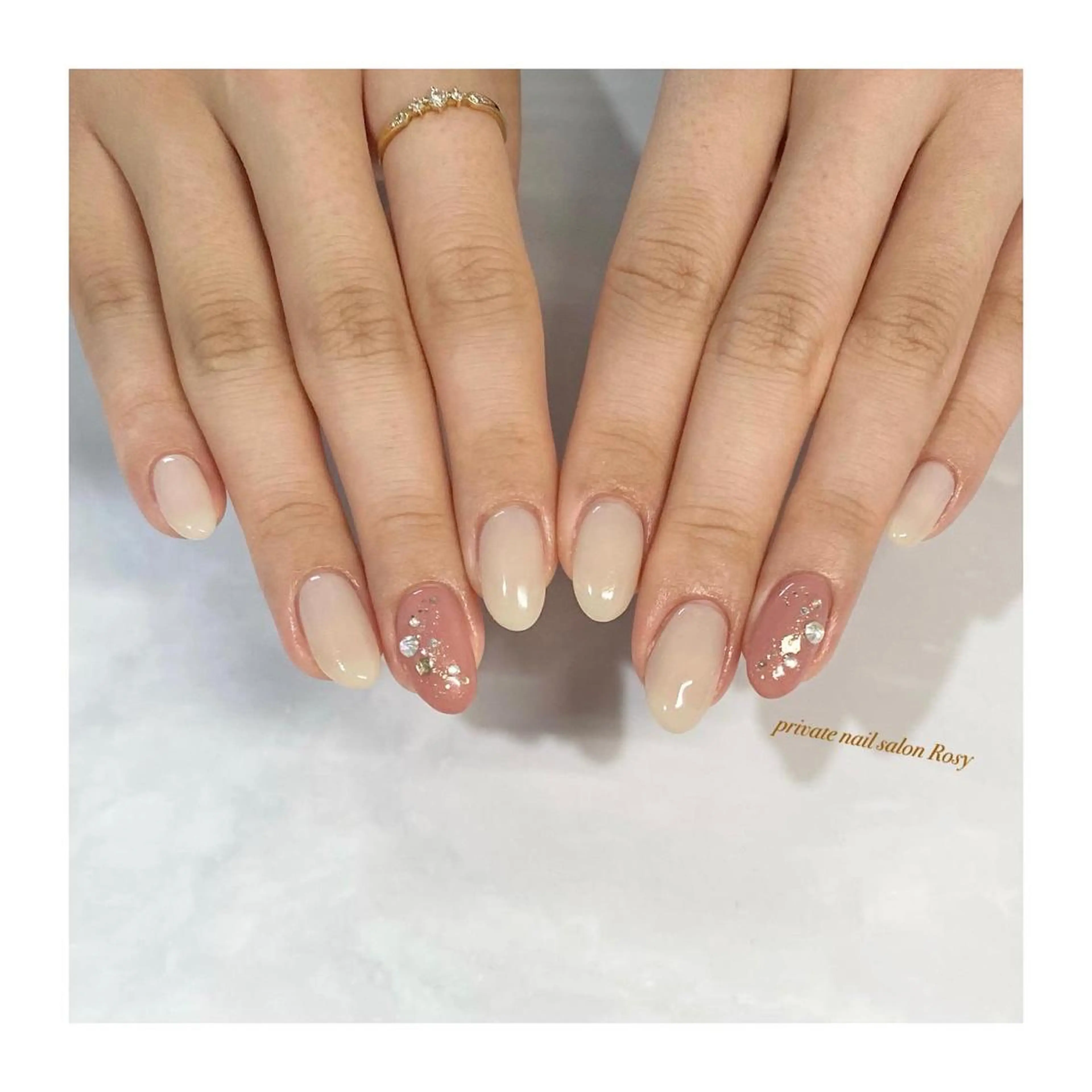 ネイル 🌹 𝕄𝕒𝕚のネイルデザイン