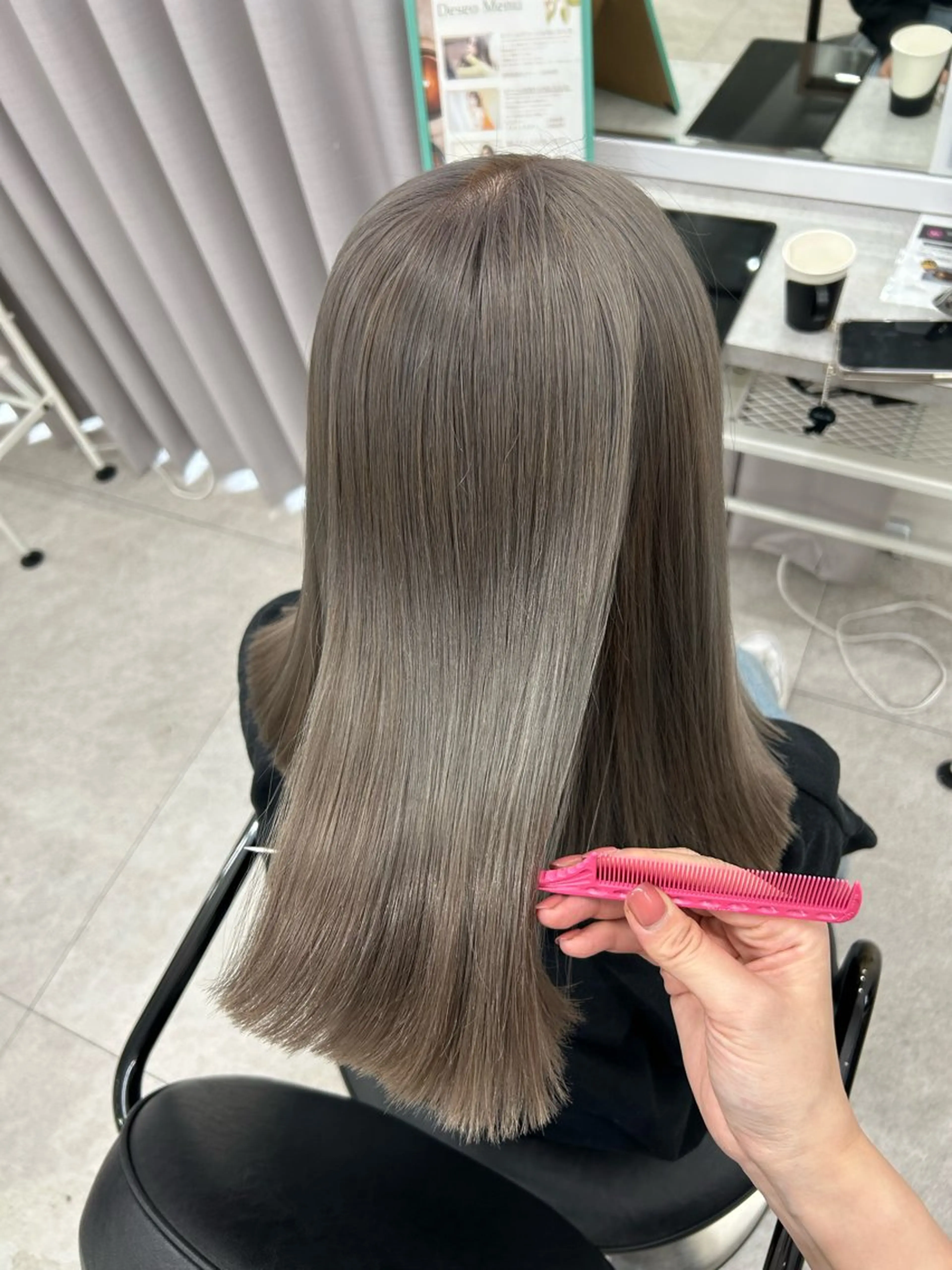ミディアム カラー ブリーチ 透明感カラー グレージュ カット ヘアカラー トリートメント 髪質改善/縮毛矯正 🫧RISA🎀のヘアスタイル
