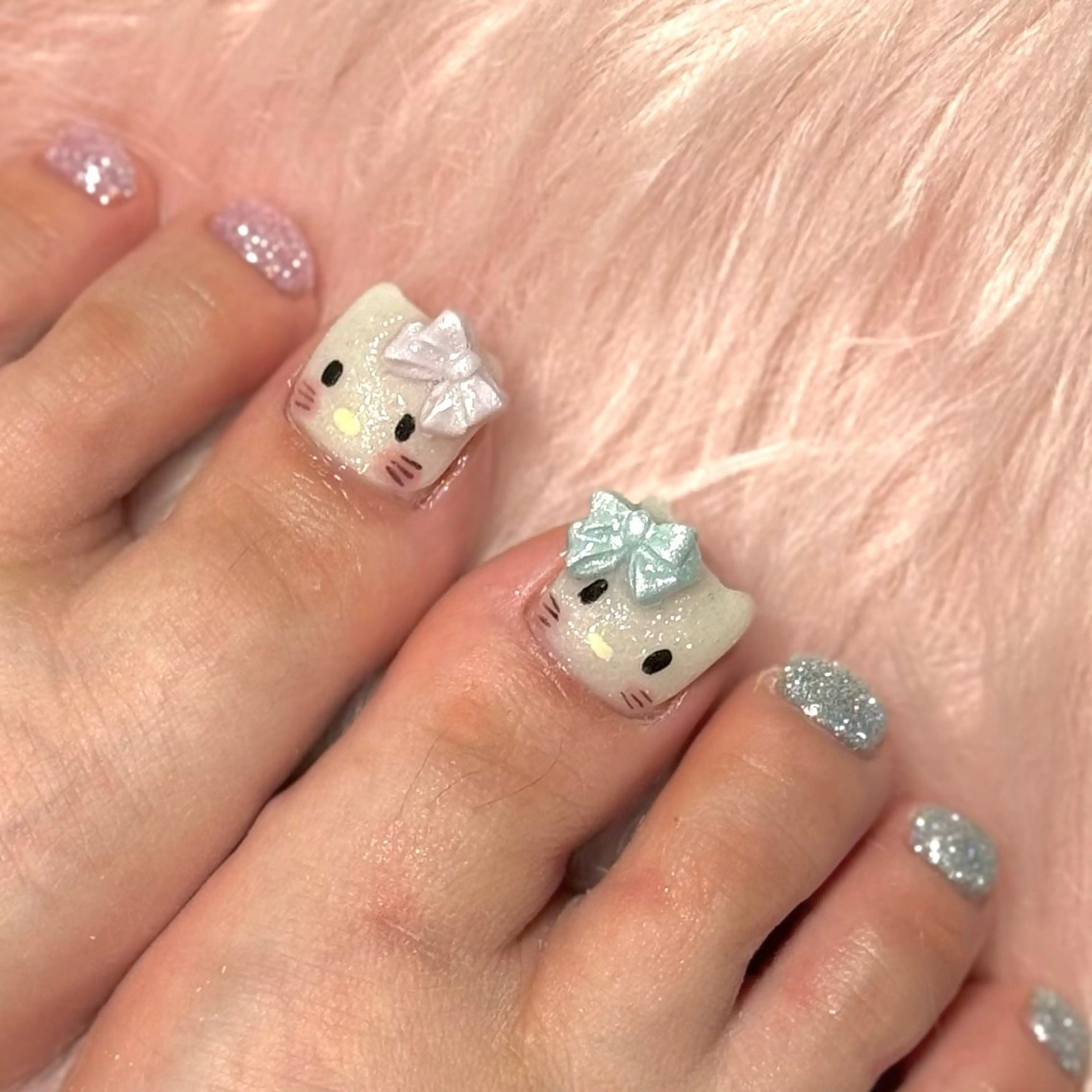 ネイル フットネイル ルシイ🎀新宿長さ 出しパーツ専門店のネイルデザイン