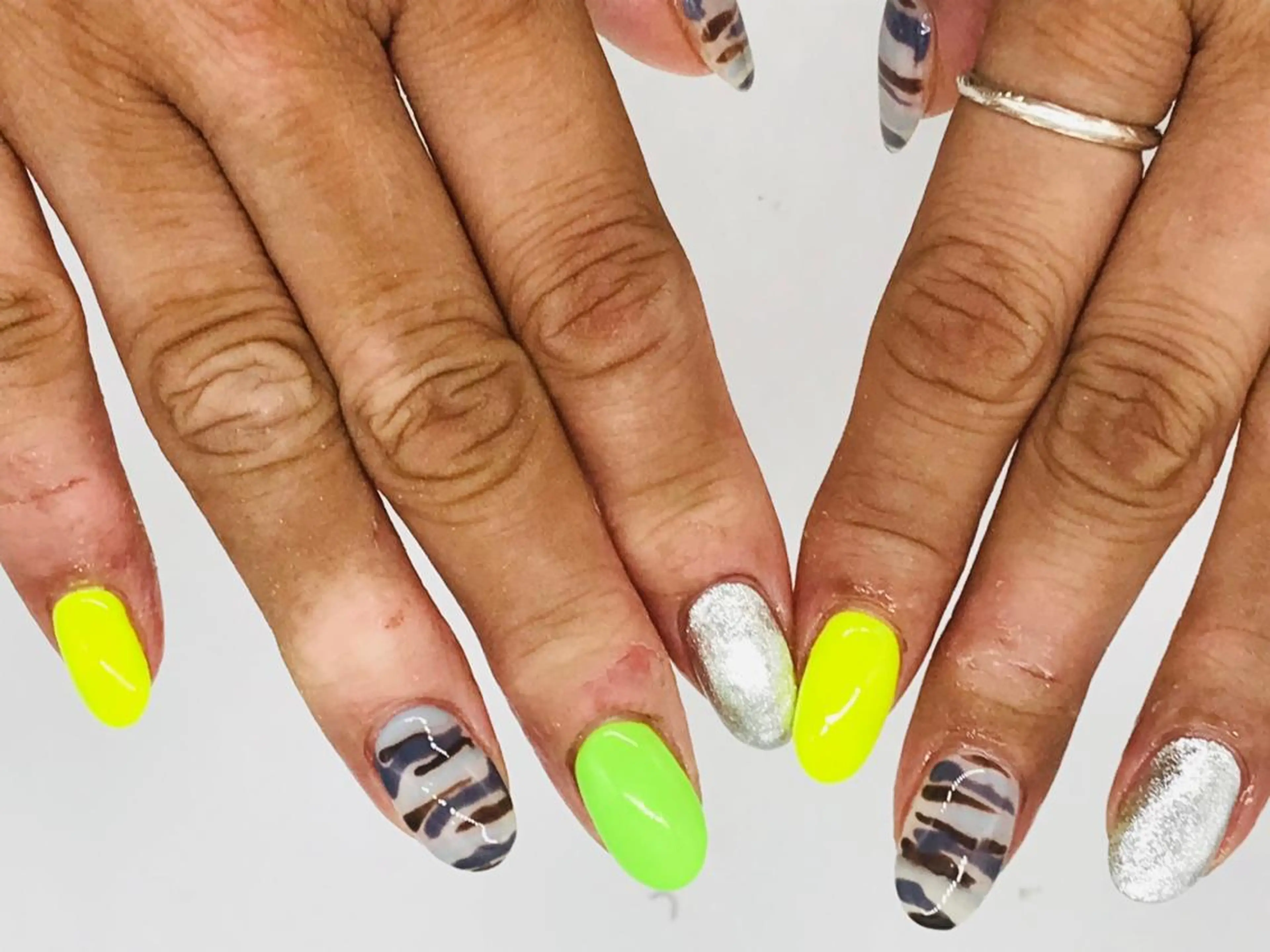 ネイル brilliant s.kのネイルデザイン