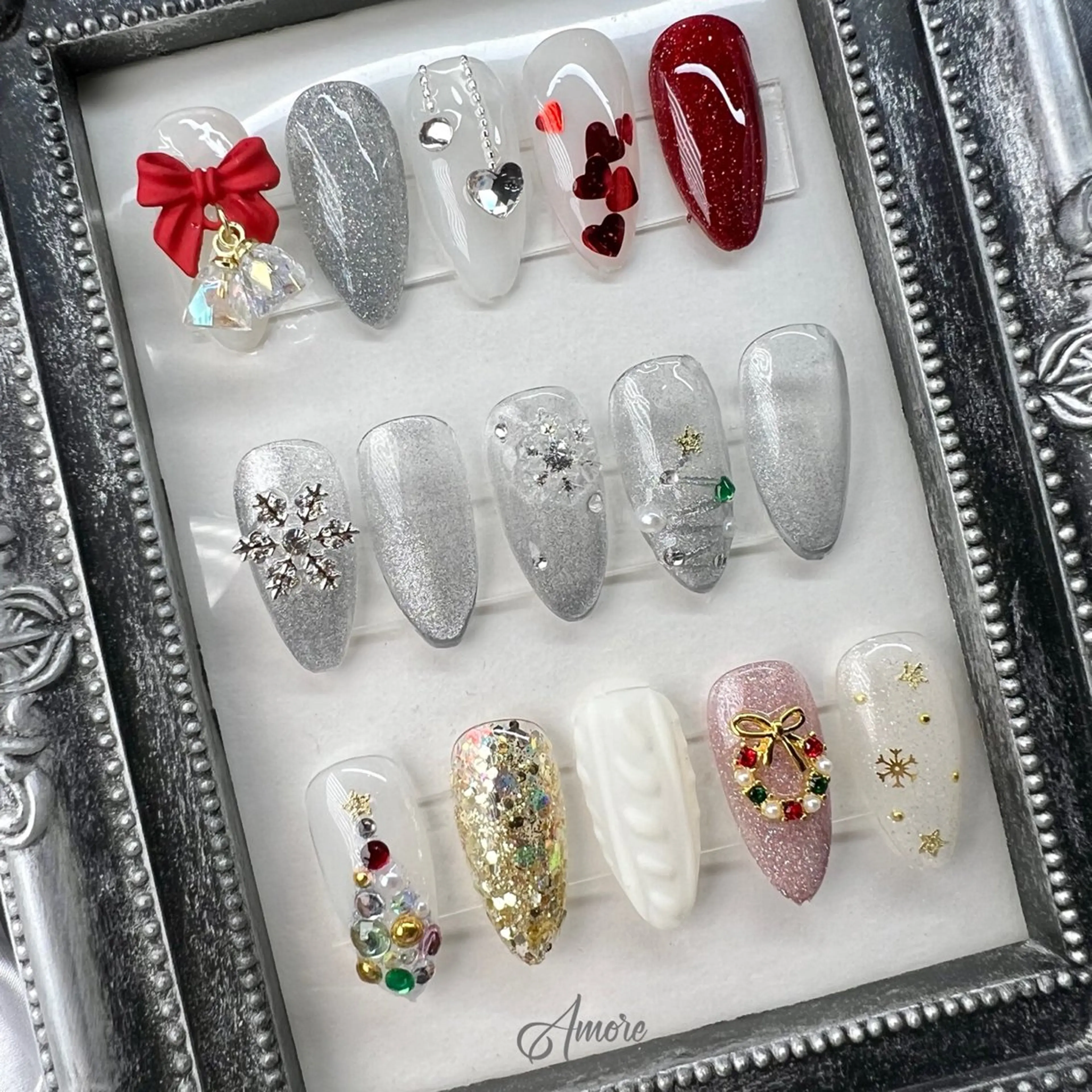 ネイル ジェルネイル キラキラネイル 韓国ネイル パラジェル 冬ネイル You kyehwaのネイルデザイン