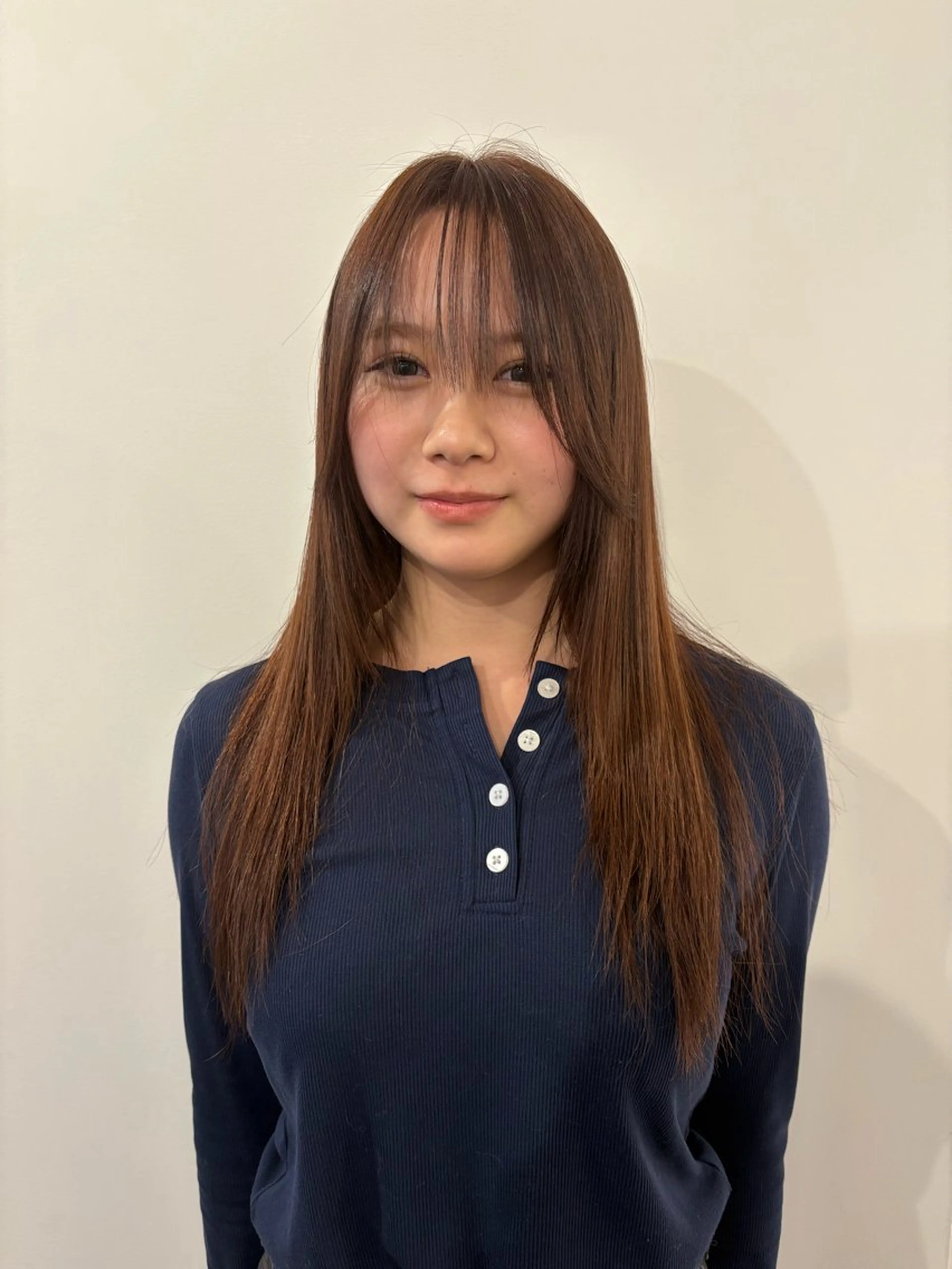 ロング ヘアカラー SHIORI🎀 ブリーチ/艶カラーのヘアスタイル