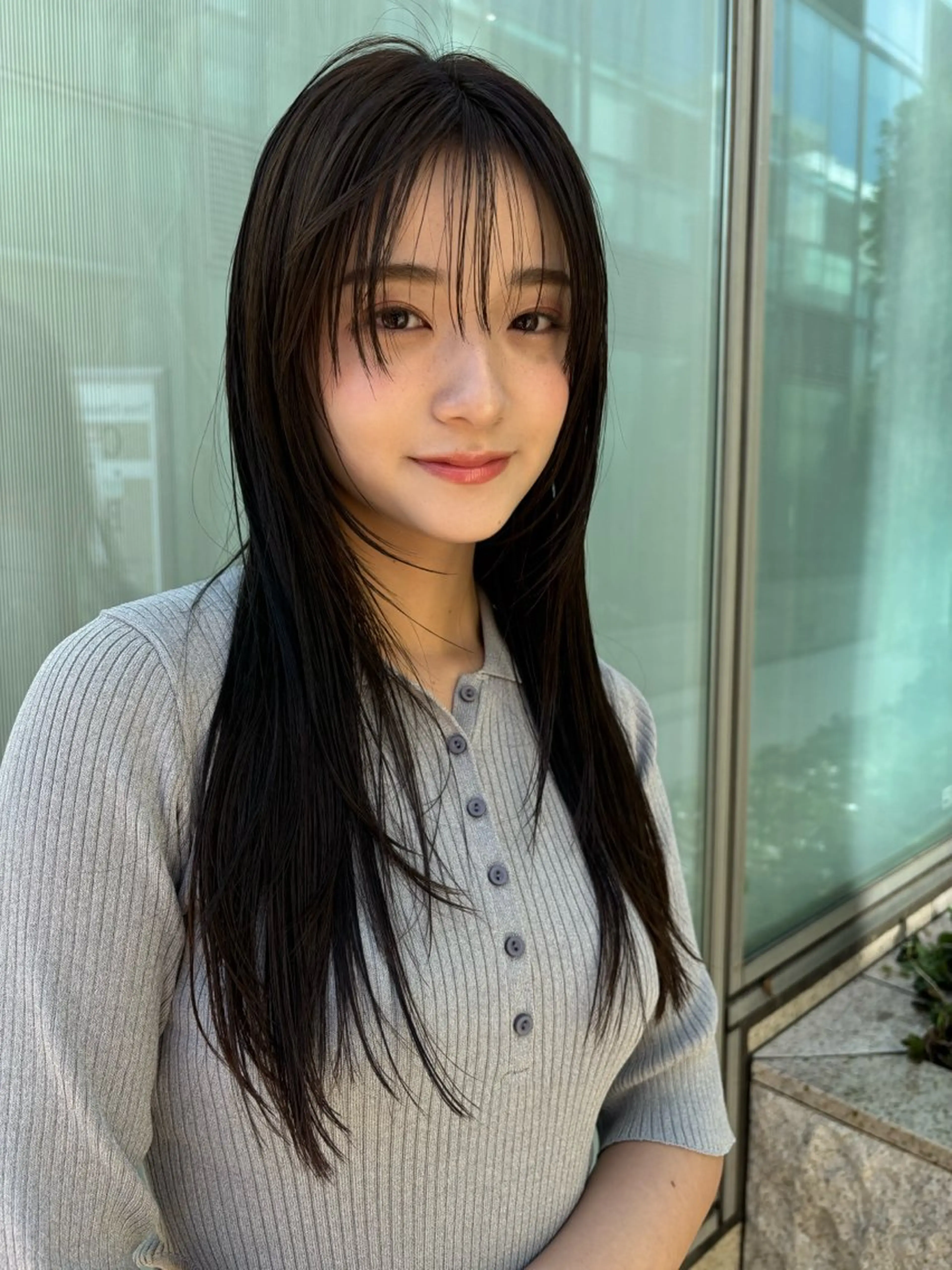 セミロング 顔まわりレイヤー 顔周りカット レイヤーカット シャギー ワンホンレイヤー カット ヘアカラー トリートメント GO TODAY 原宿本店所属・髪質改善/縮毛矯正 /DAIKIのヘアスタイル