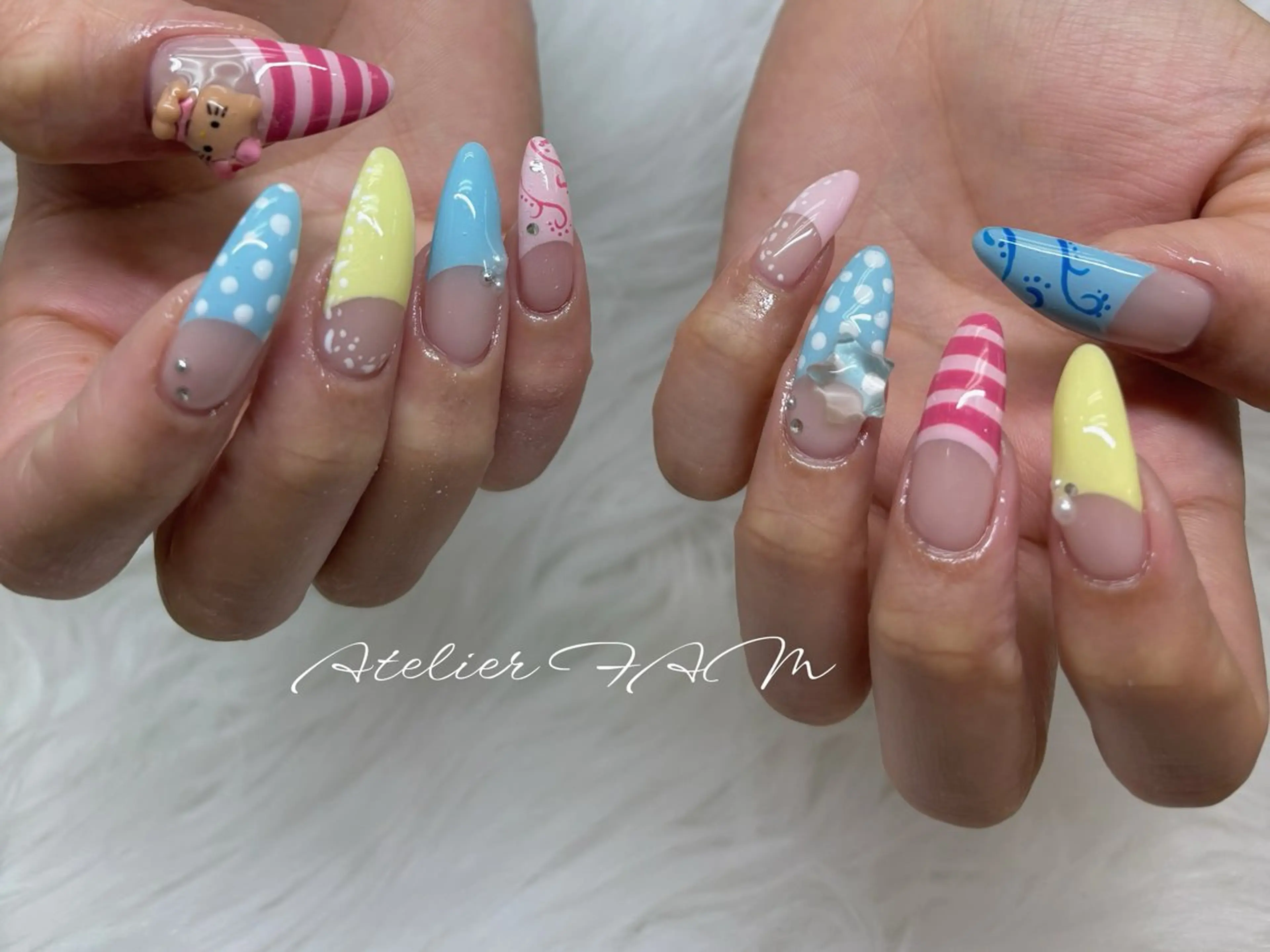セミロング ハンドネイル アトリエ FAMのネイルデザイン