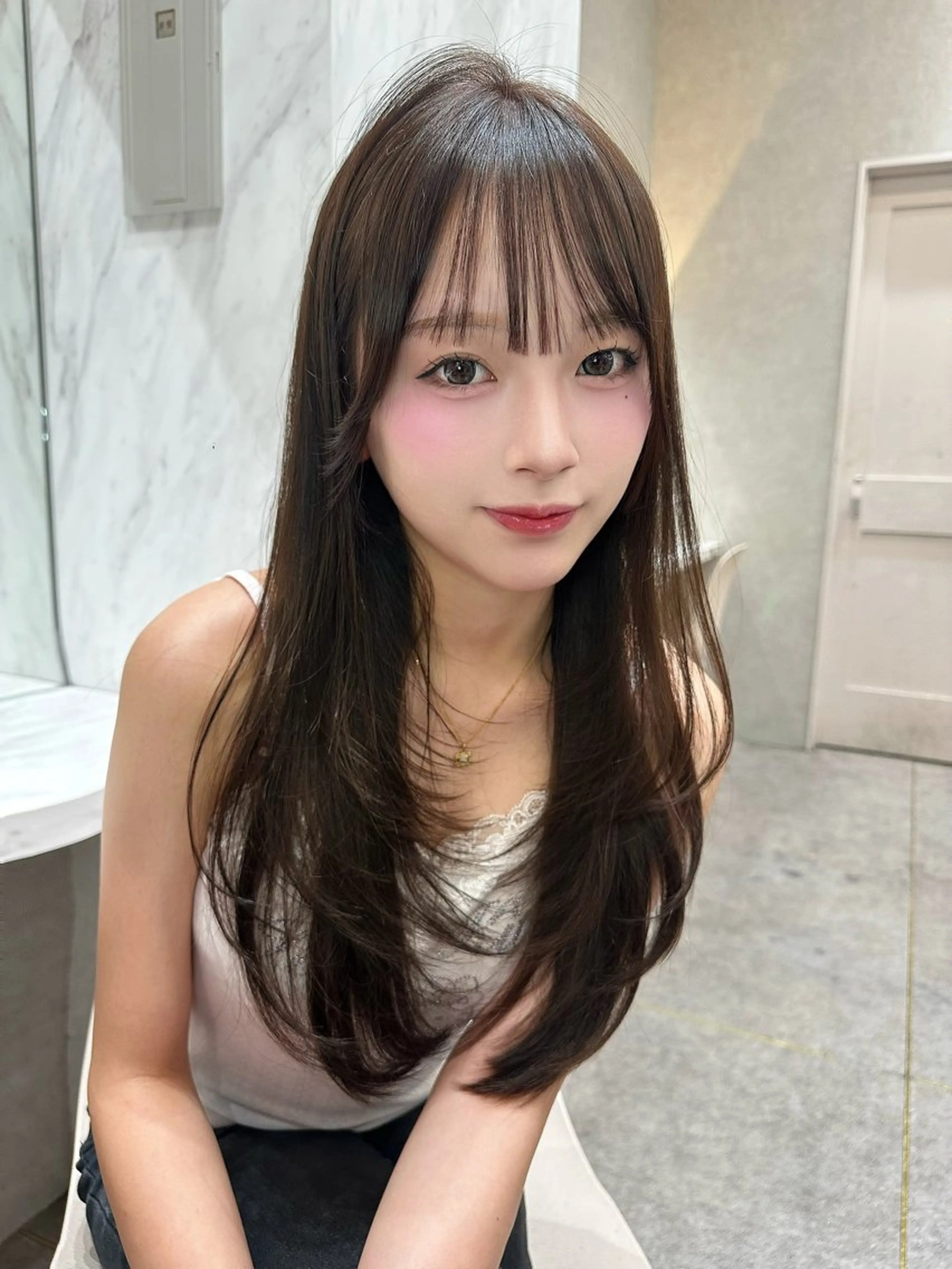 ロング 韓国風ヘア レイヤーカット あ い か 🎀 レイヤーカットのヘアスタイル