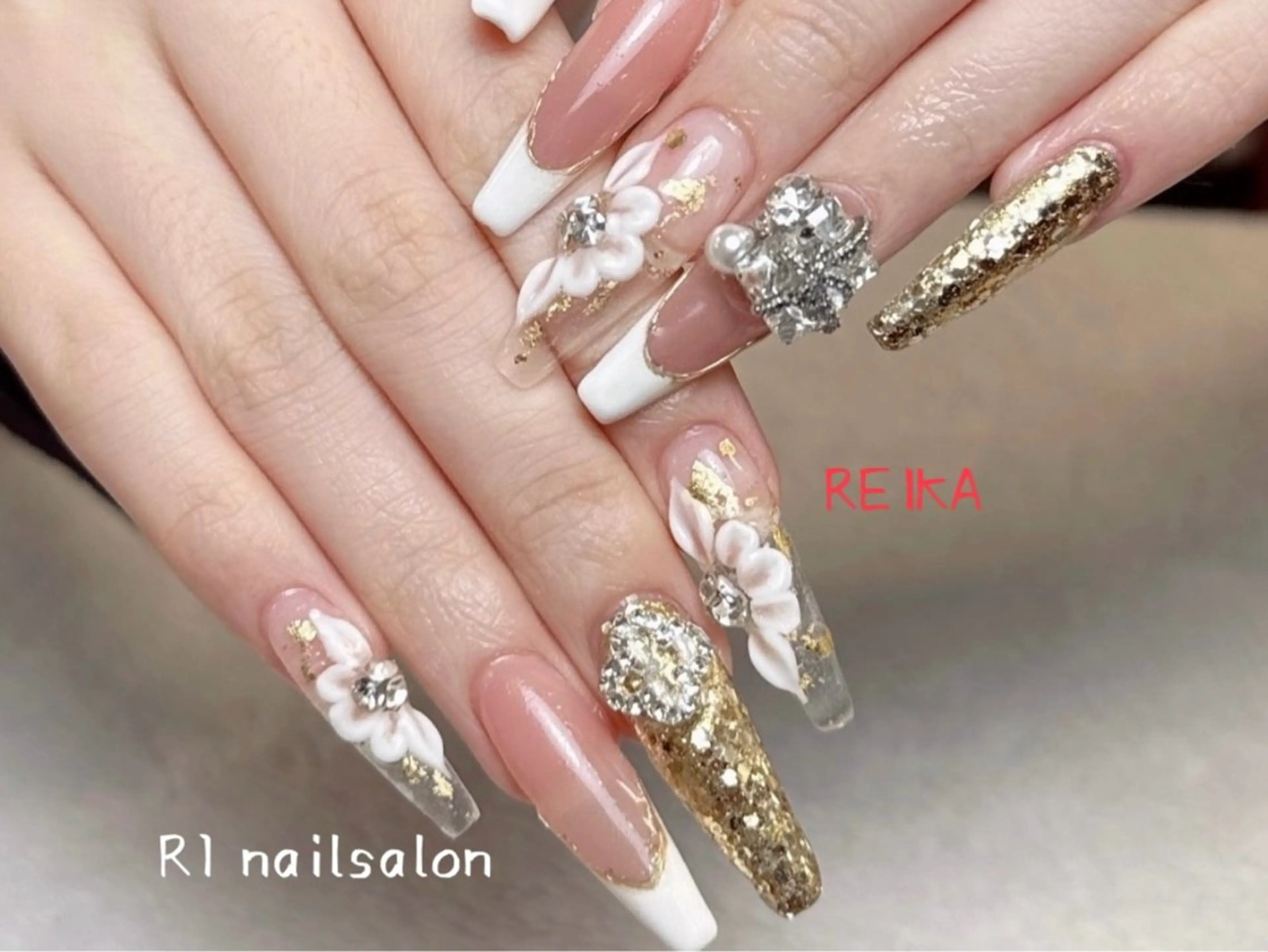 ネイル アートネイル ジェルネイル 韓国ネイル マグネットネイル 持ち込み ハンドネイル ハンドケア R1🎀Nail💕 池袋東口店のネイルデザイン