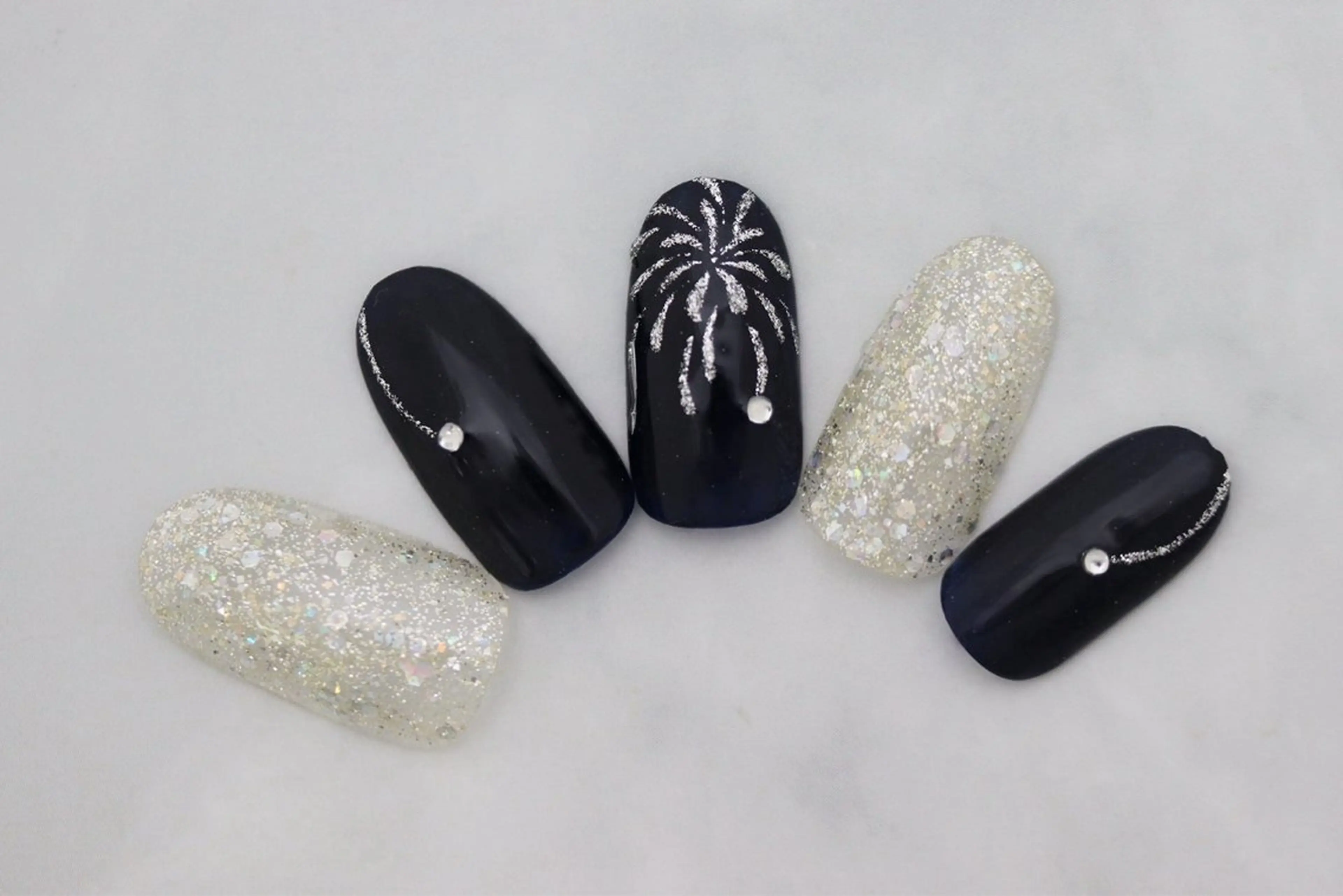 ネイル ネイル ルージュのネイルデザイン