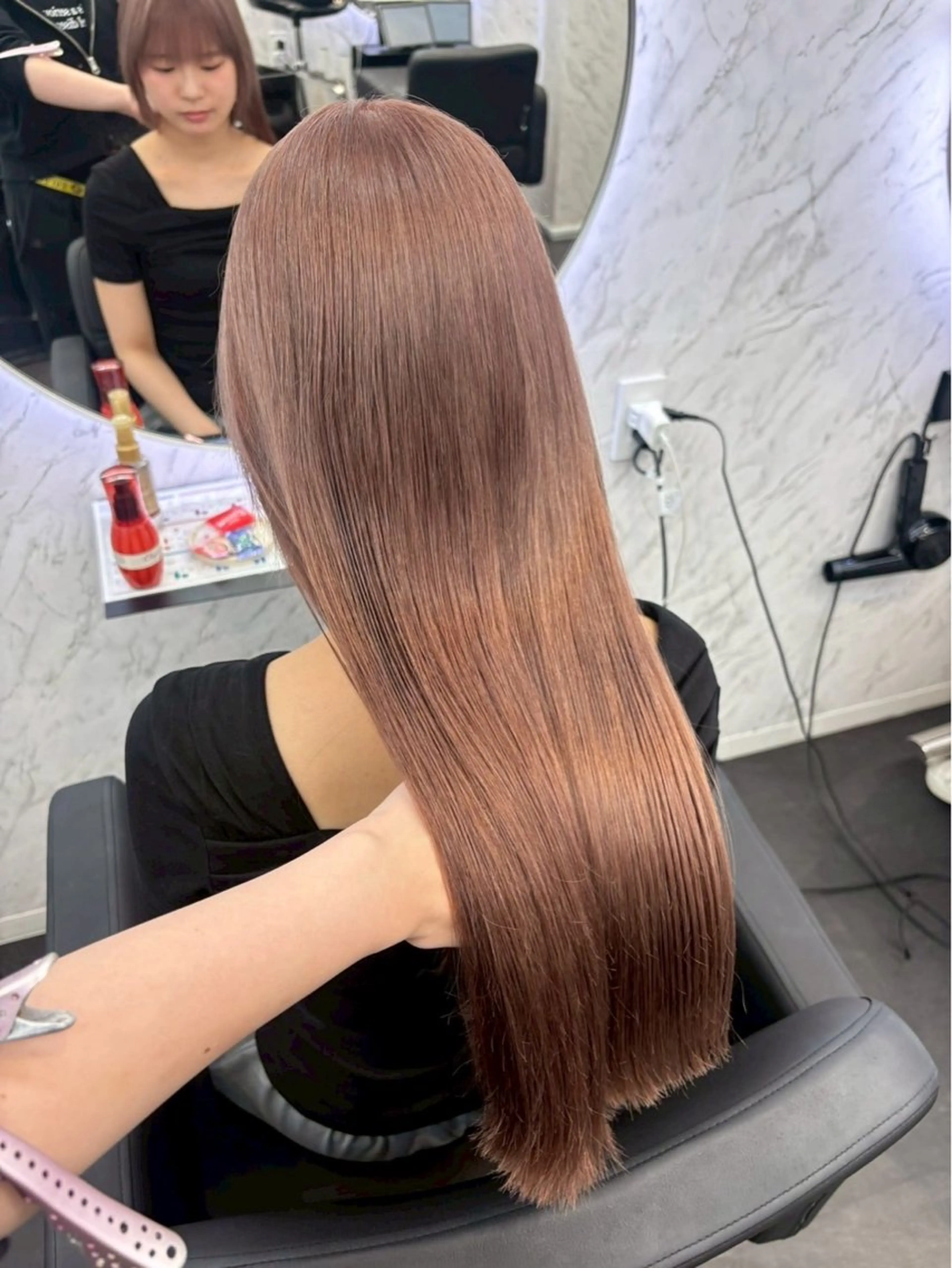 カラー ⋆✦ Leon カット¥1100のヘアスタイル