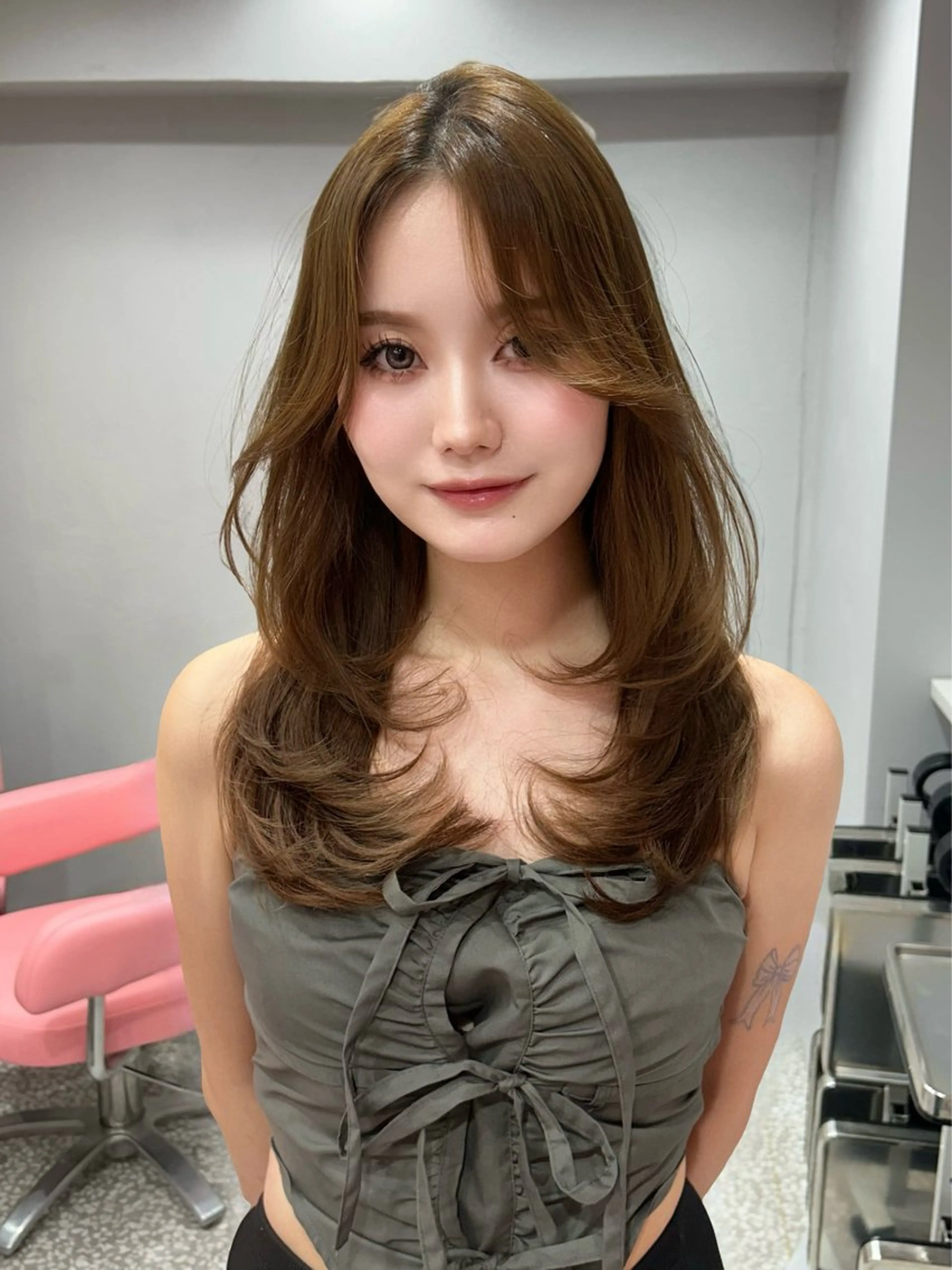 ロング カラー ベージュカラー ブリーチ ブラウンカラー ショコラブラウン ダブルカラー カット ヘアカラー トリートメント 原宿／ワンホンヘア SAAYA🖤のヘアスタイル