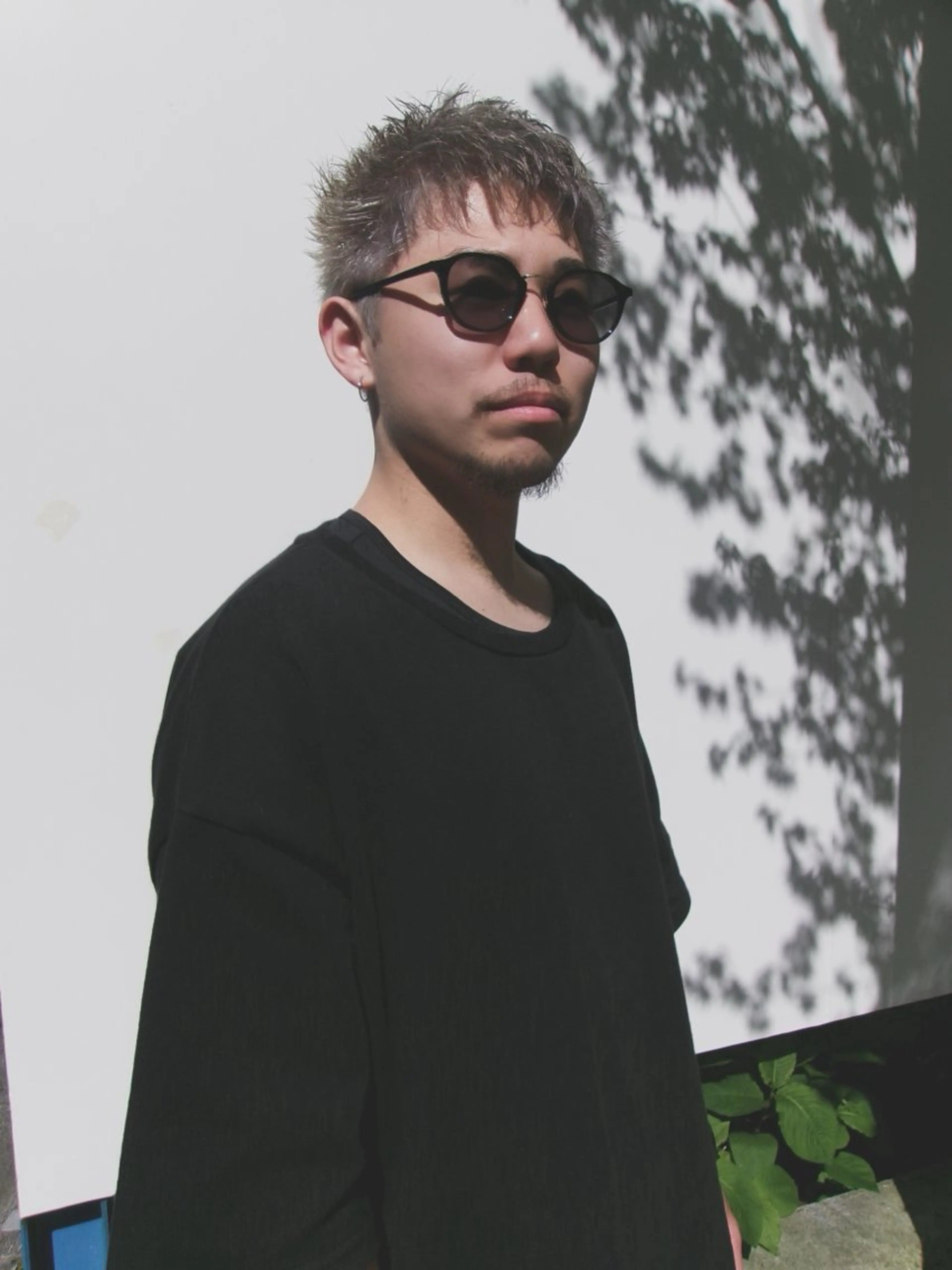 ショート カラー メンズ メンズハイトーン スパイキーショート ハイトーンカラー ショートヘア GO TODAY シェアサロン　原宿本店所属・原宿↔︎浦和　美容師 折笠　亮のヘアスタイル