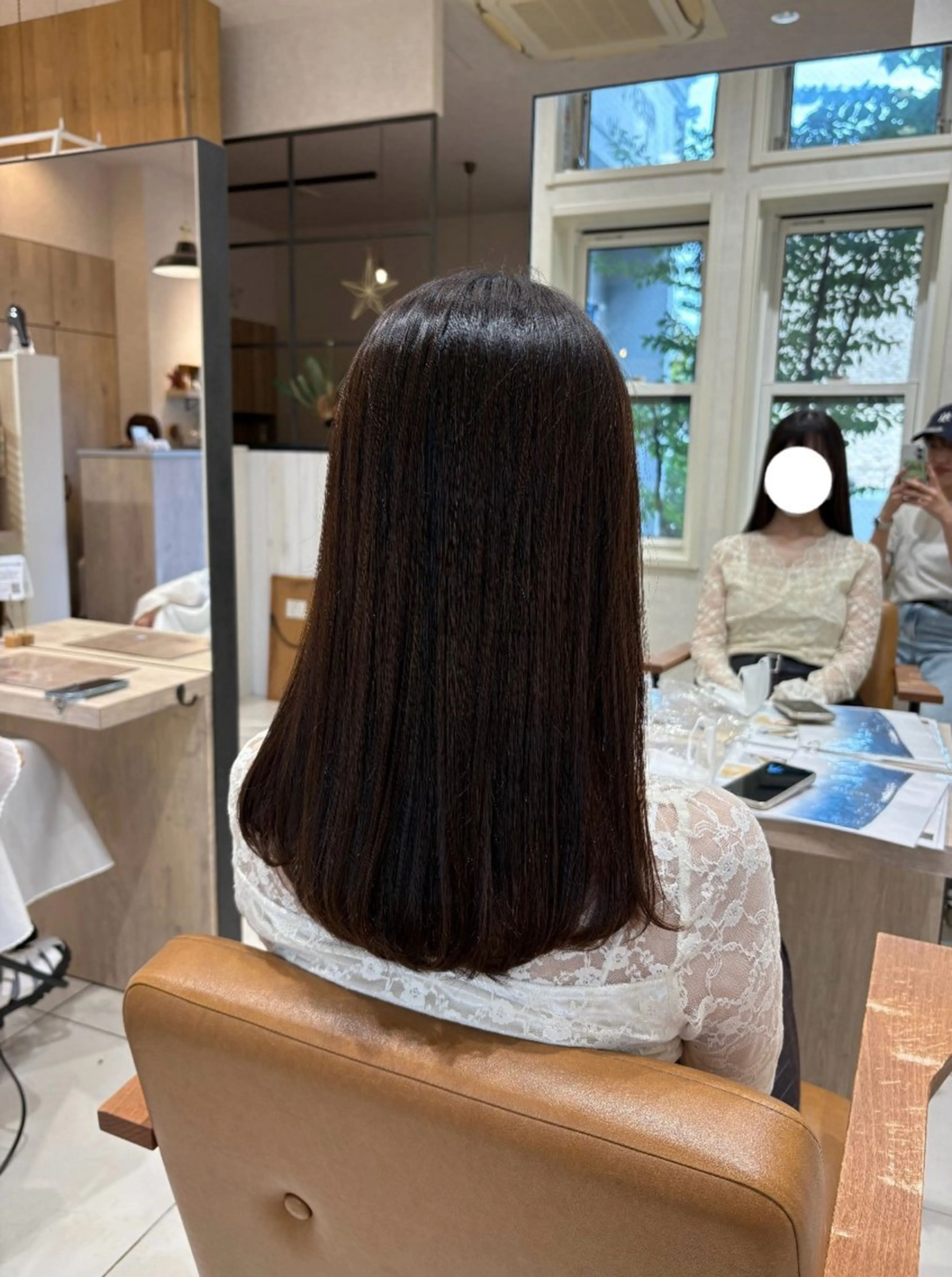 ミディアム カラー トリートメント カット 透明感カラー🌿 ｍｏｅのヘアスタイル