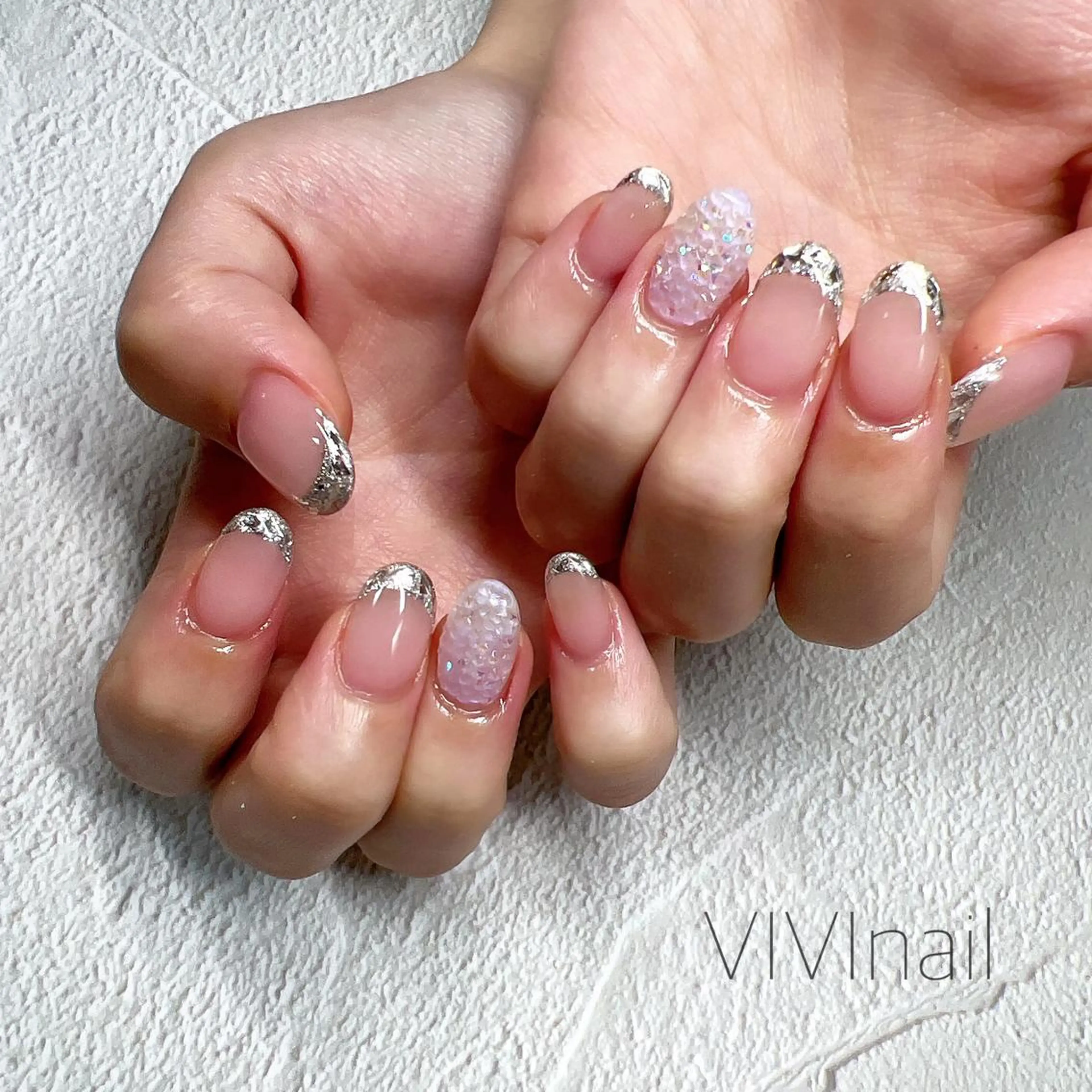 ネイル フレンチネイル ガラスフレンチ ショートネイル ハンドネイル vivi nailのネイルデザイン