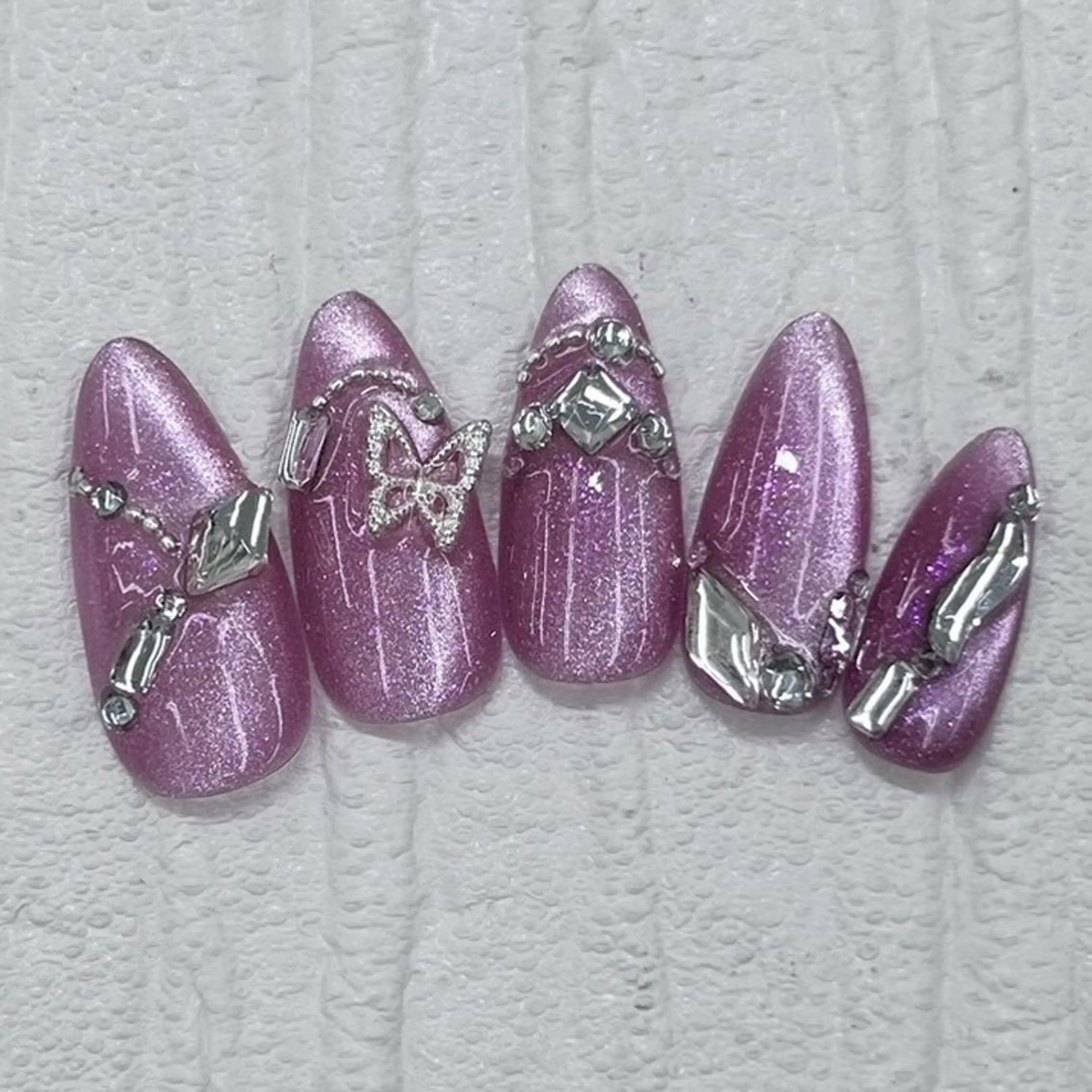 ネイル Nail salon Honey Beeのネイルデザイン