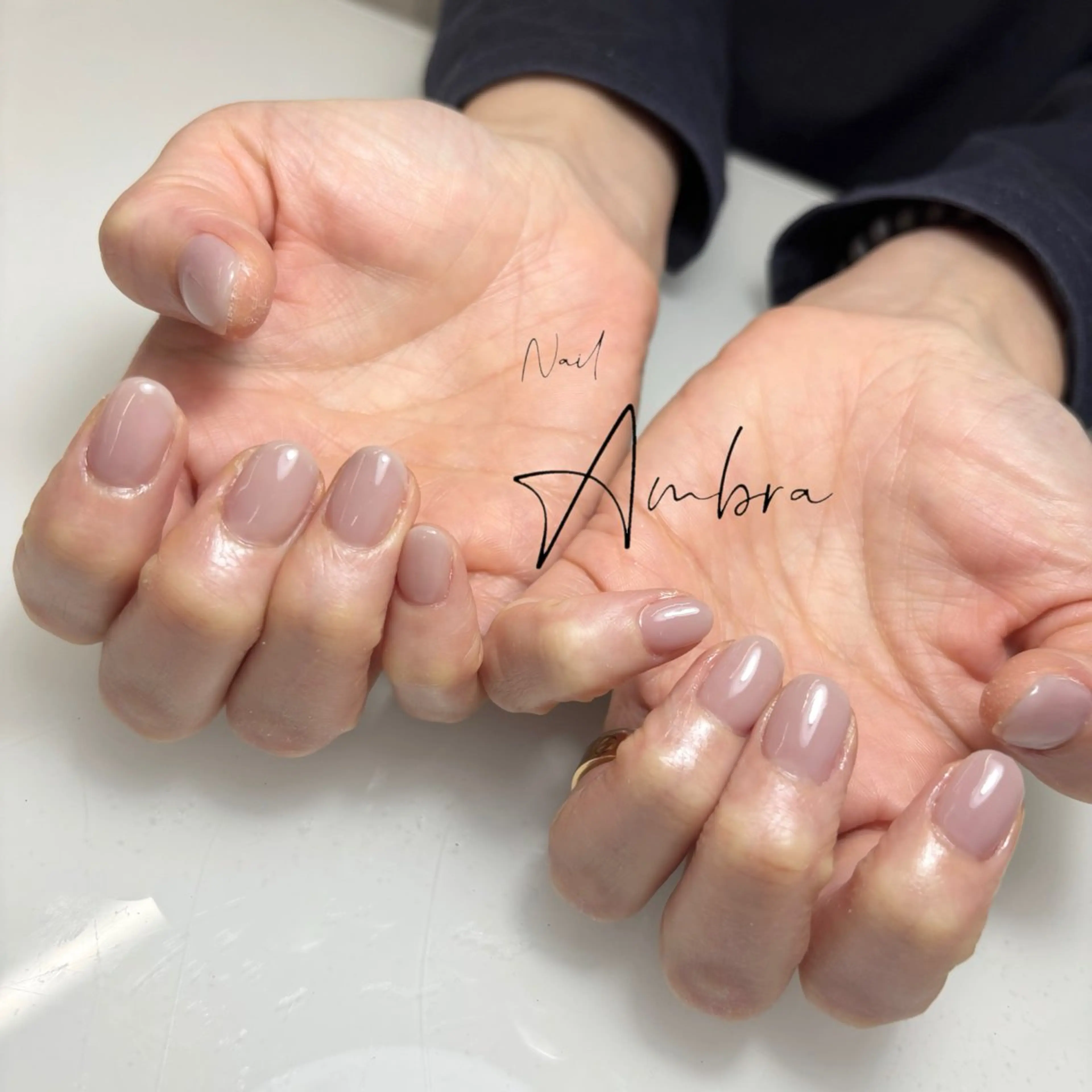 ネイル ワンカラーネイル ハンドネイル Nail Ambra 小山のネイルデザイン