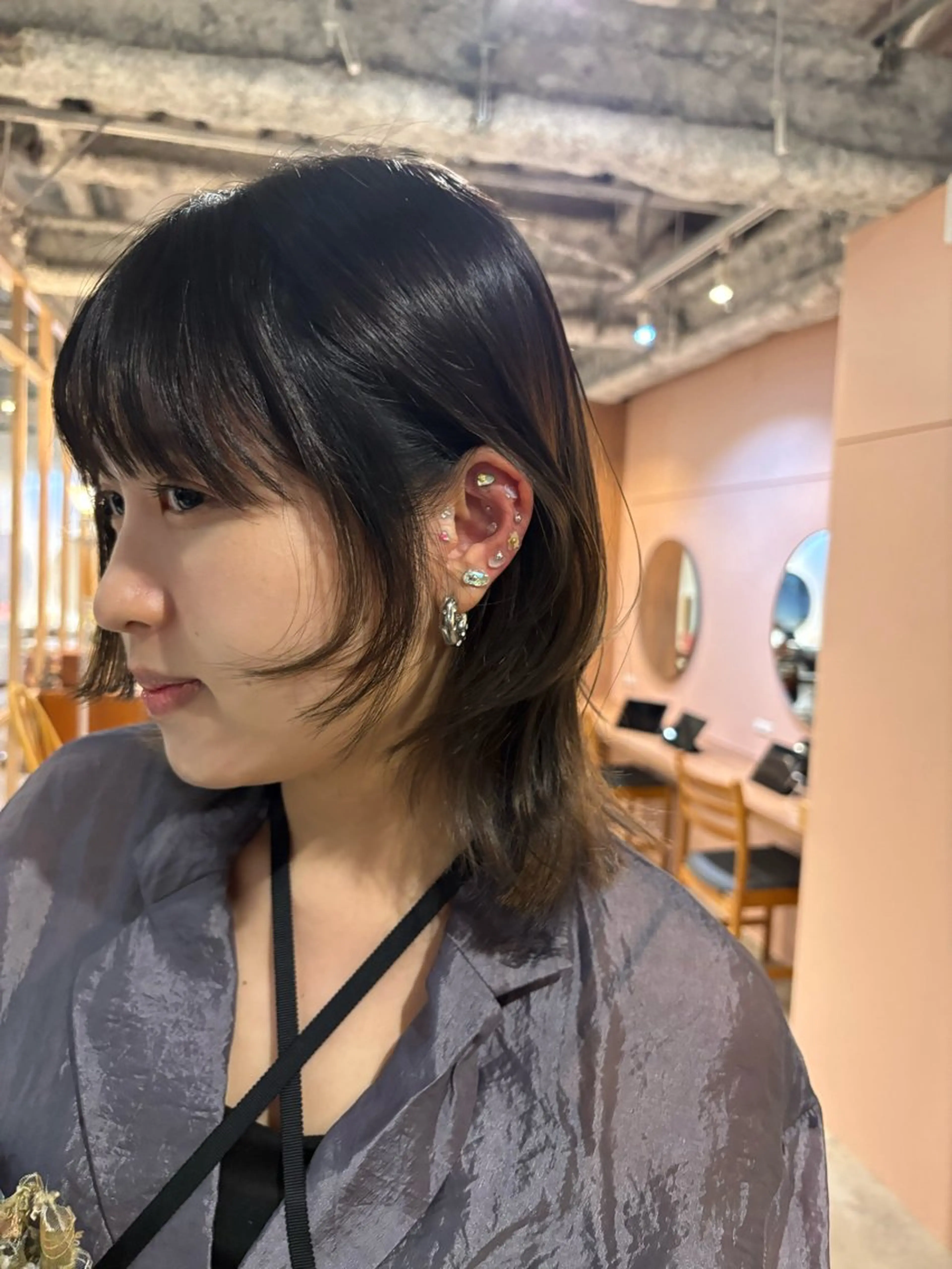 ミディアム カット ヘアカラー トリートメント Hayashi Shioriのヘアスタイル