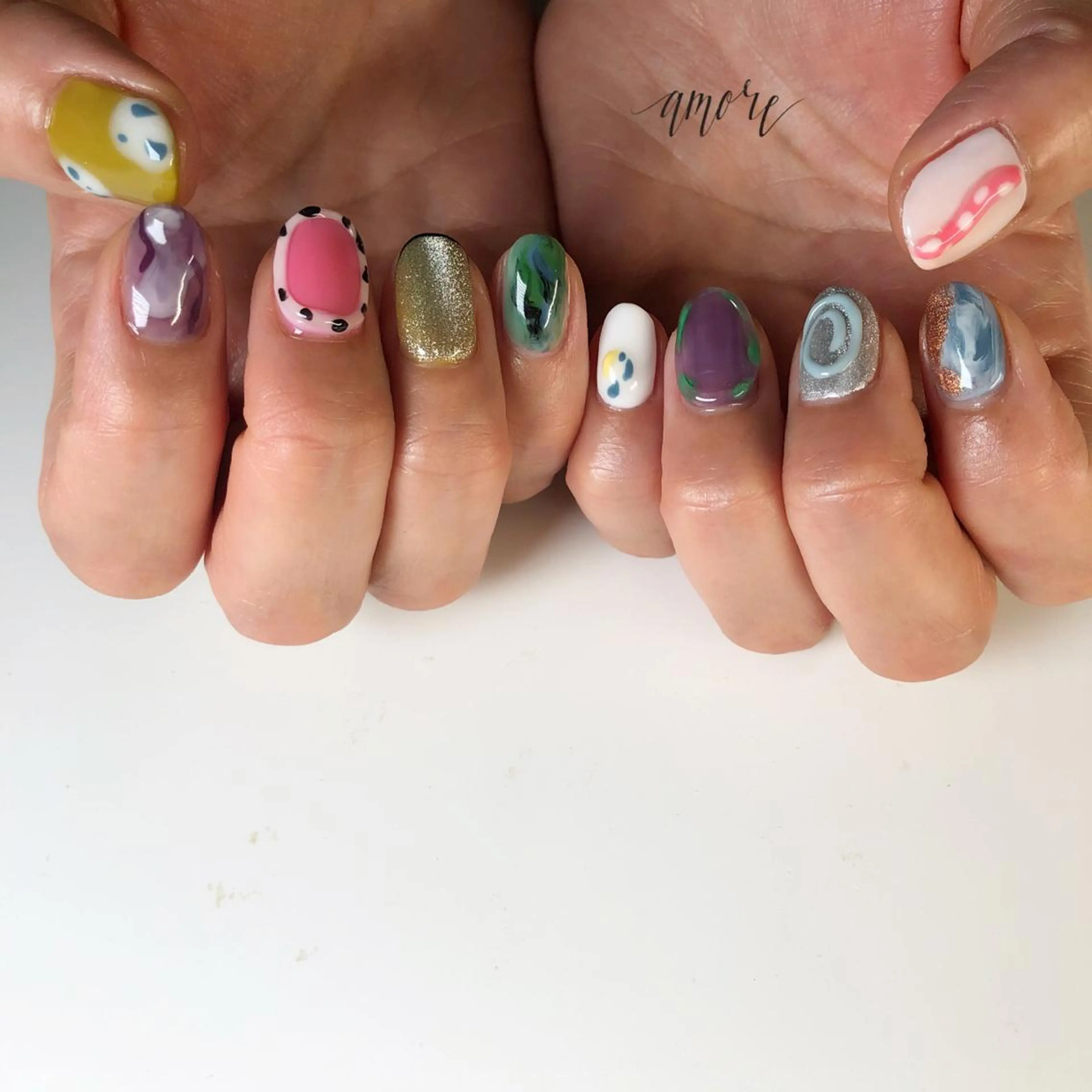 ネイル アートネイル ジェルネイル 氷ネイル・うるうるネイル マグネットネイル ミラーネイル You kyehwaのネイルデザイン