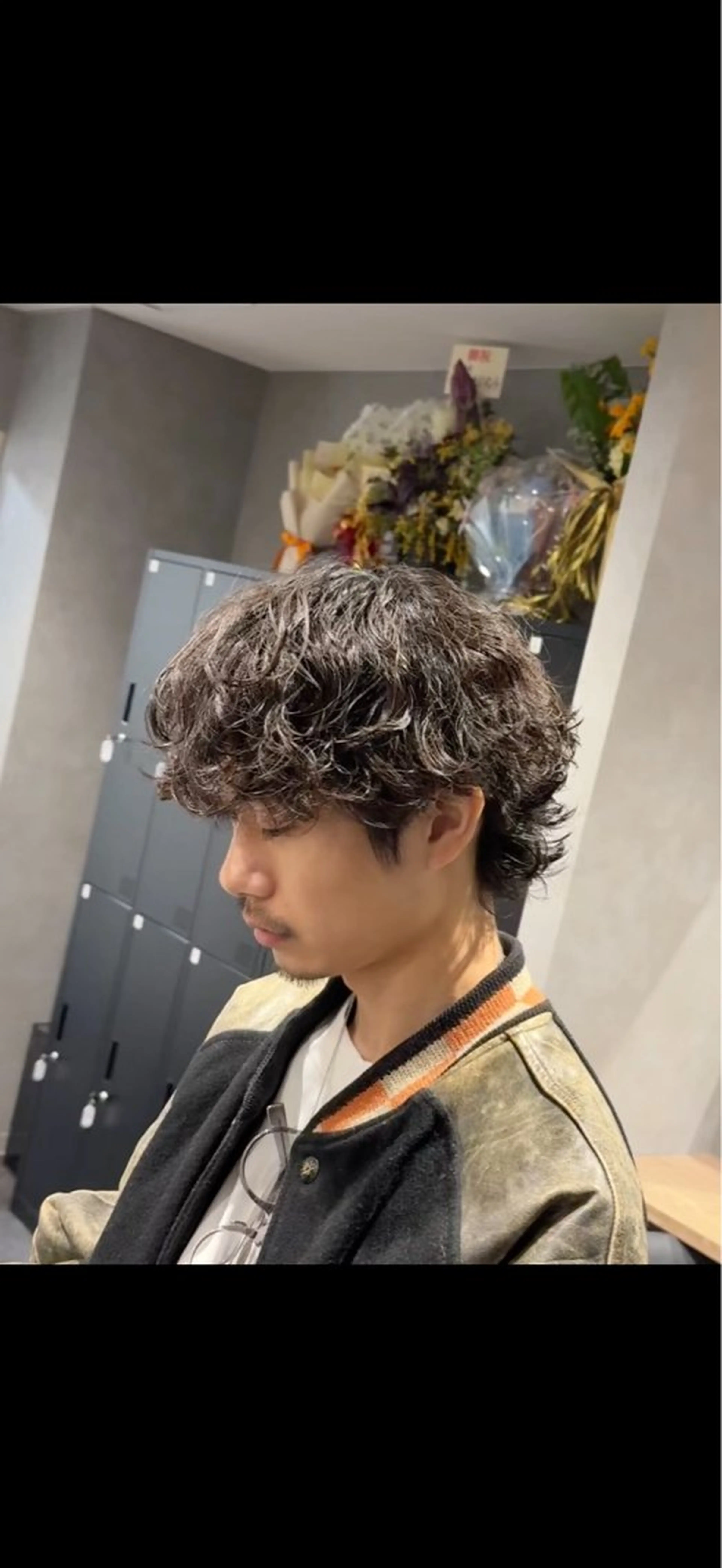 ミディアム パーマ メンズ ミディアムパーマ メンズパーマ カット パーマ メンズパーマ特化 美容師kouyaのヘアスタイル