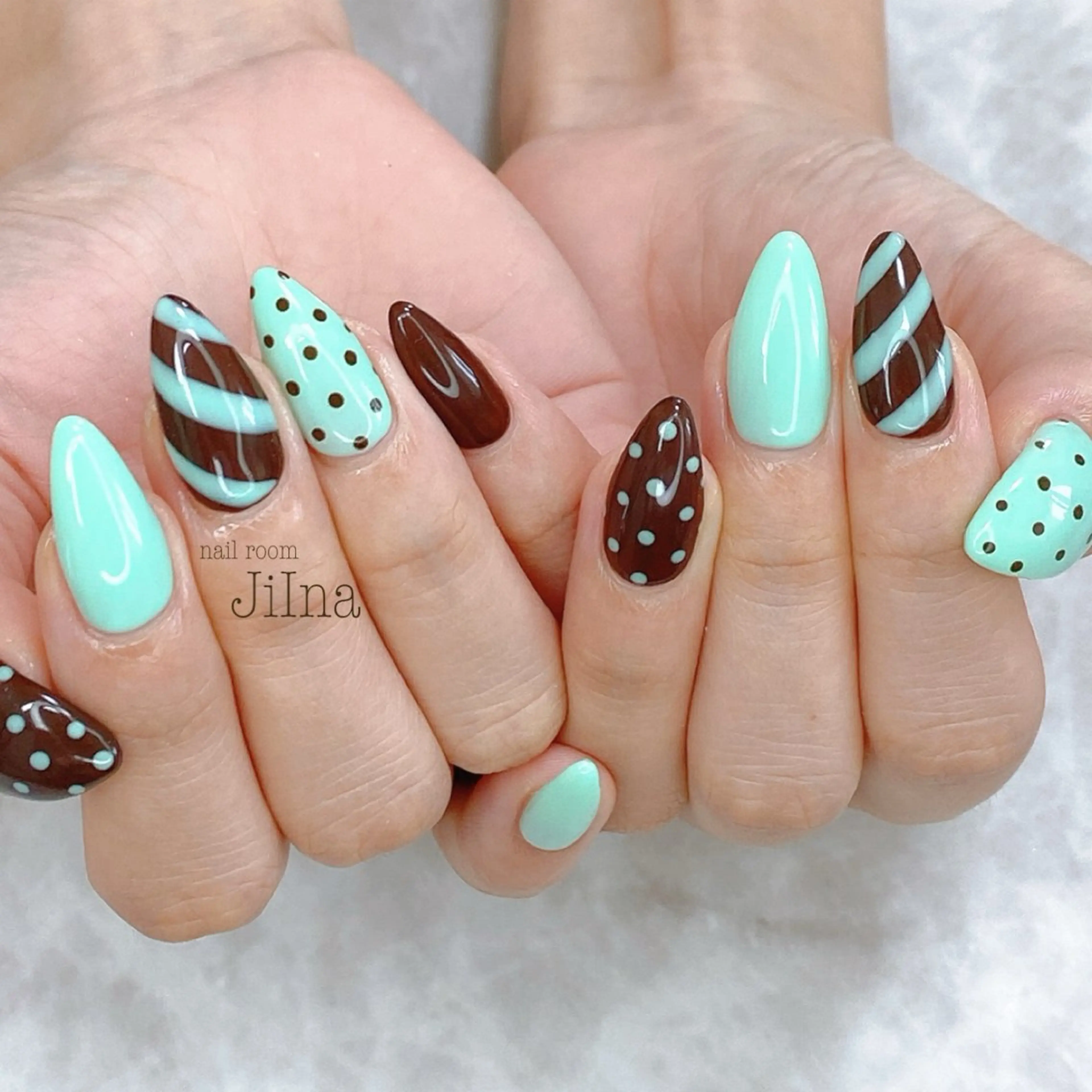 ネイル 持ち込み JiIna nailのネイルデザイン