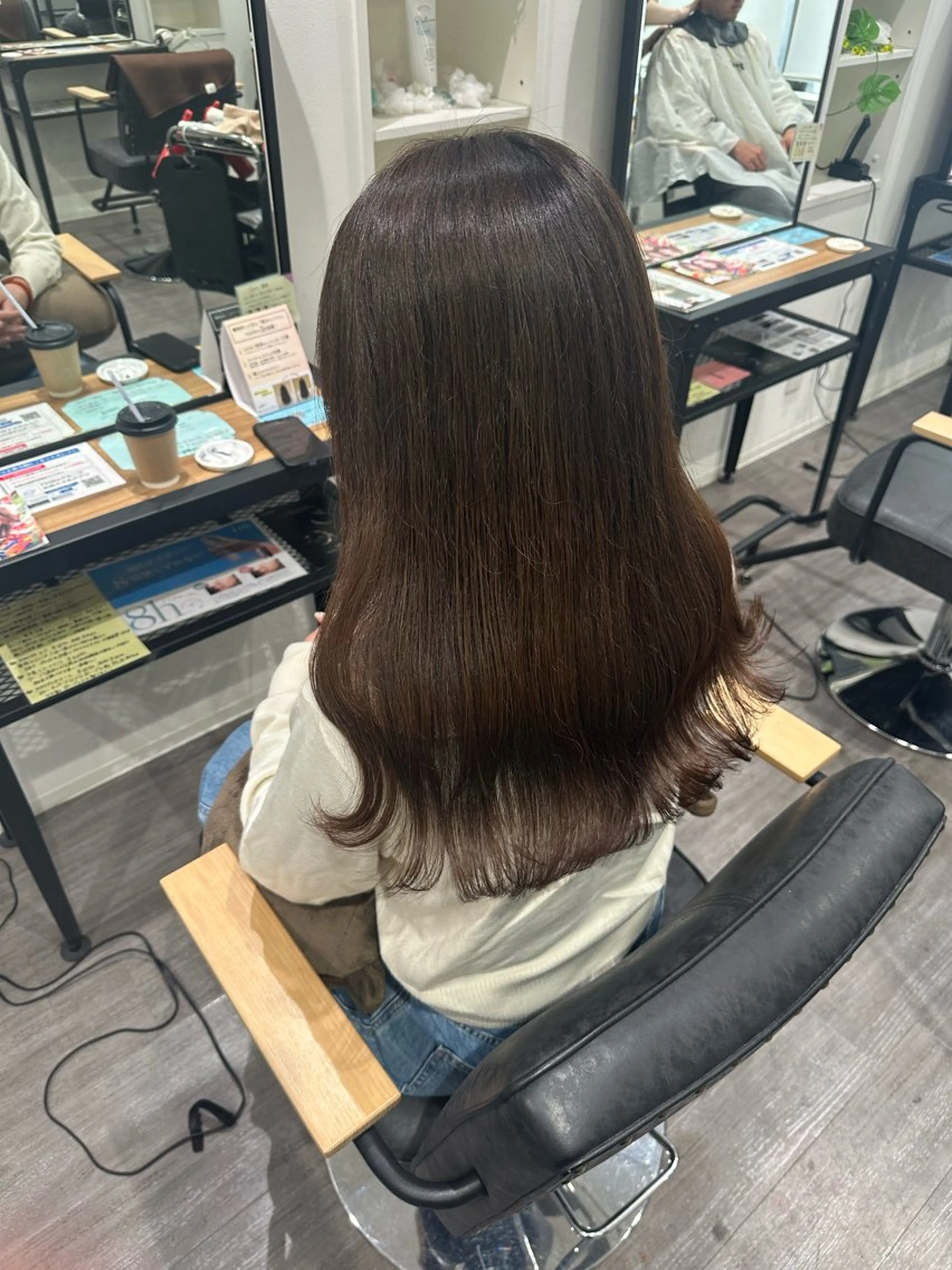 セミロング カラー ブラウンカラー オリーブブラウン カット ヘアカラー トリートメント 艶髪レイヤー上田 紗也🇰🇷💗のヘアスタイル