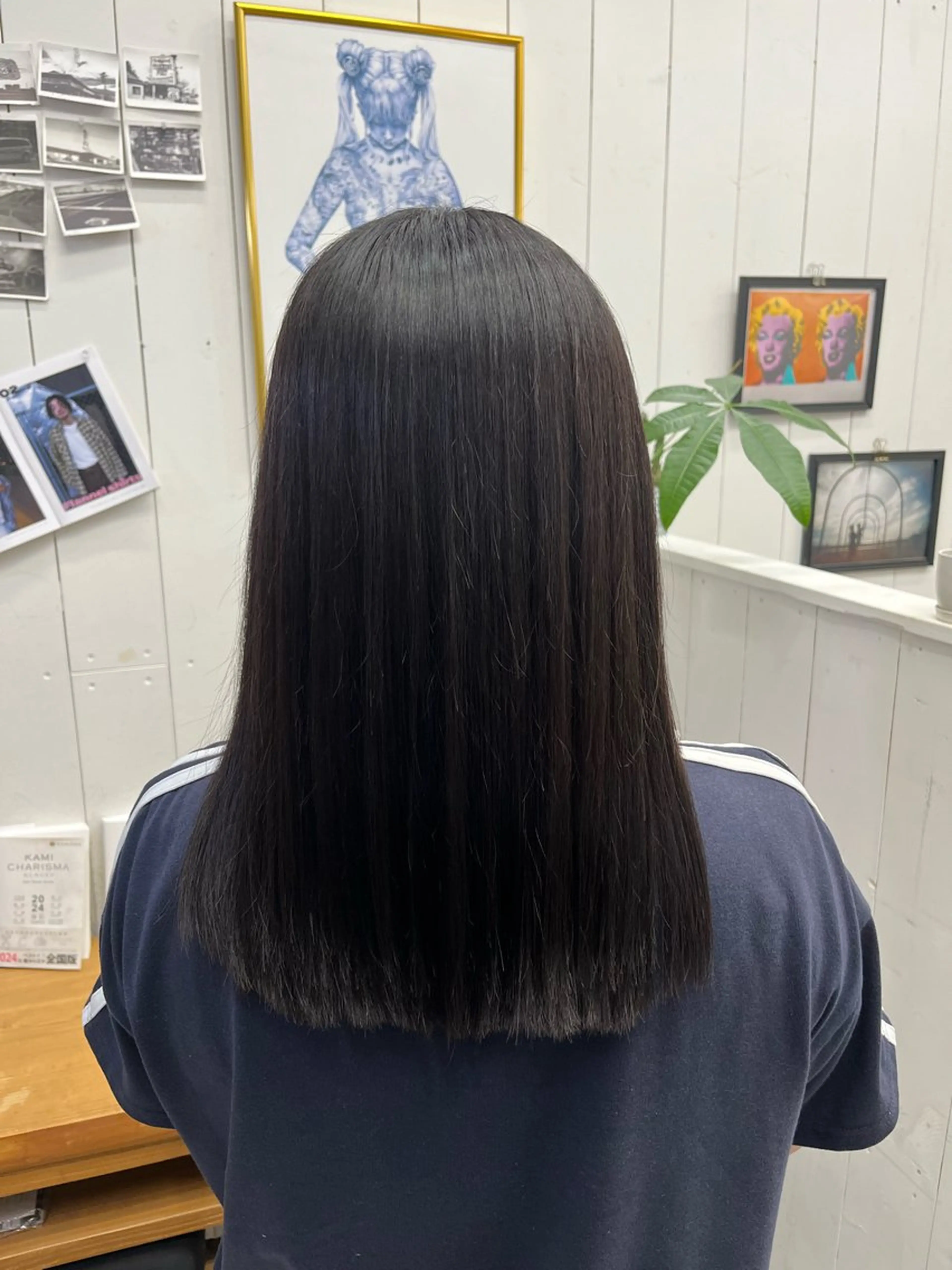 セミロング VENICE MIKIのヘアスタイル