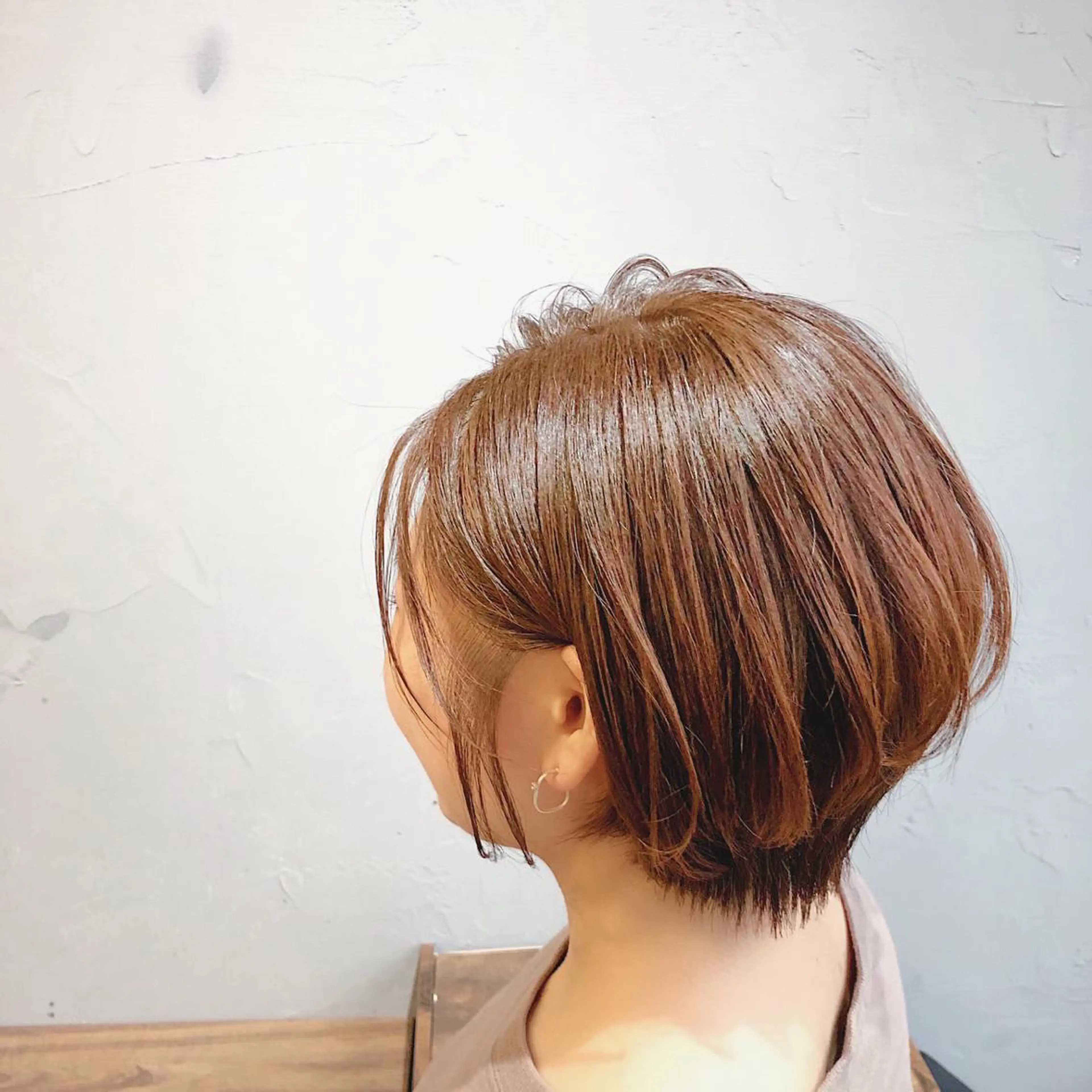 ショート カラー ハンサムショート ベージュカラー オレンジ オレンジベージュ ショートヘア カット ヘアカラー トリートメント 山口 浩之のヘアスタイル