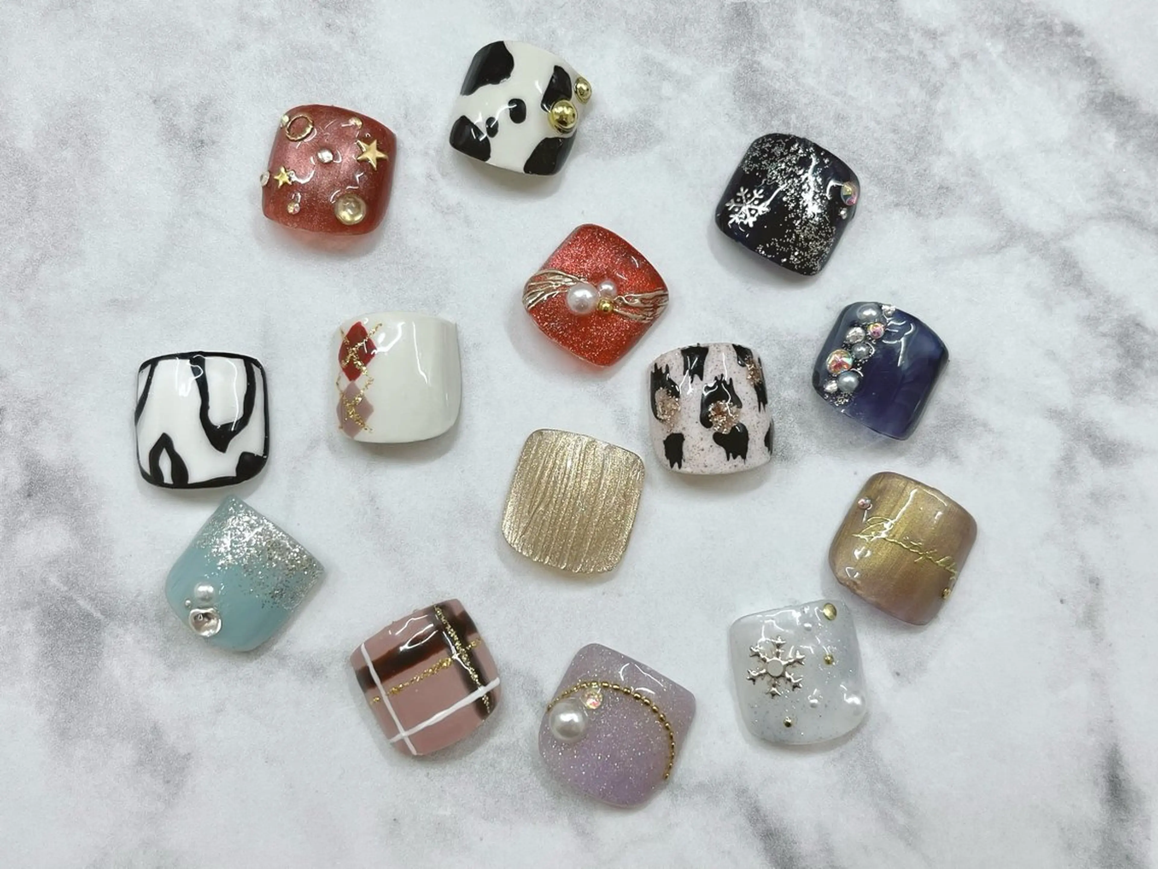 ネイル フットネイル Regene ARAKIのネイルデザイン