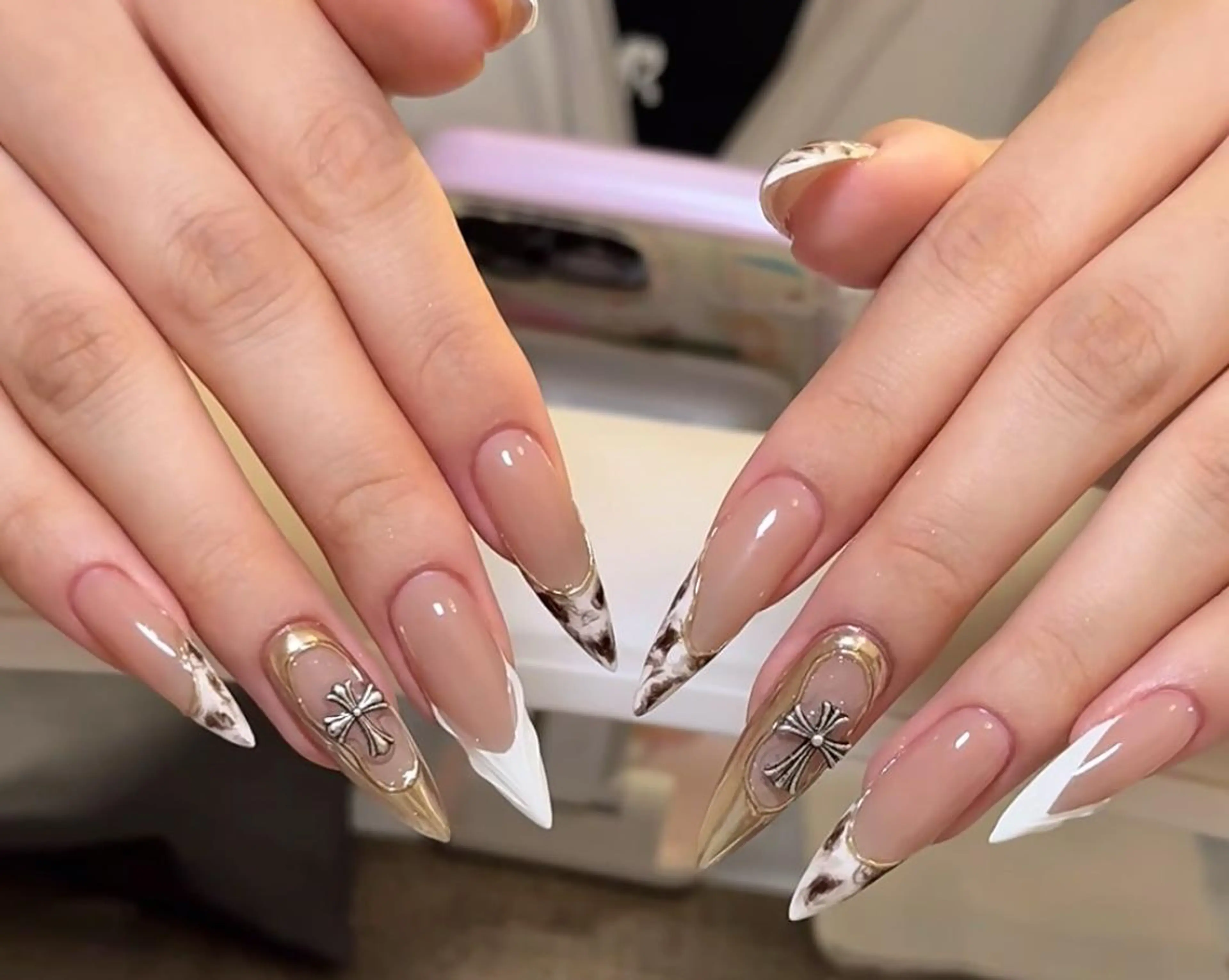 ネイル ハンドネイル Pure&Rich Nailのネイルデザイン