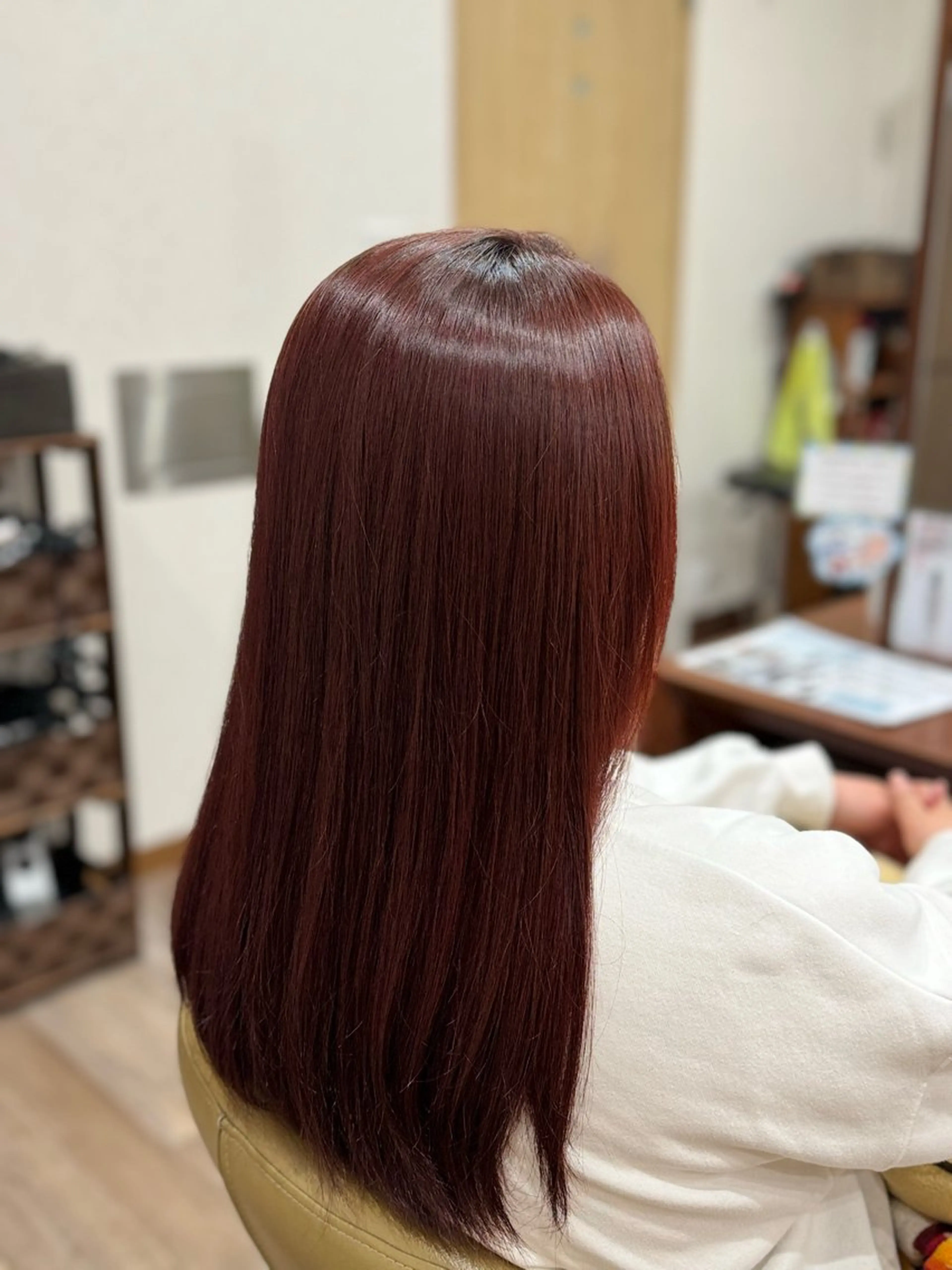 ロング カラー 山田 梓のヘアスタイル